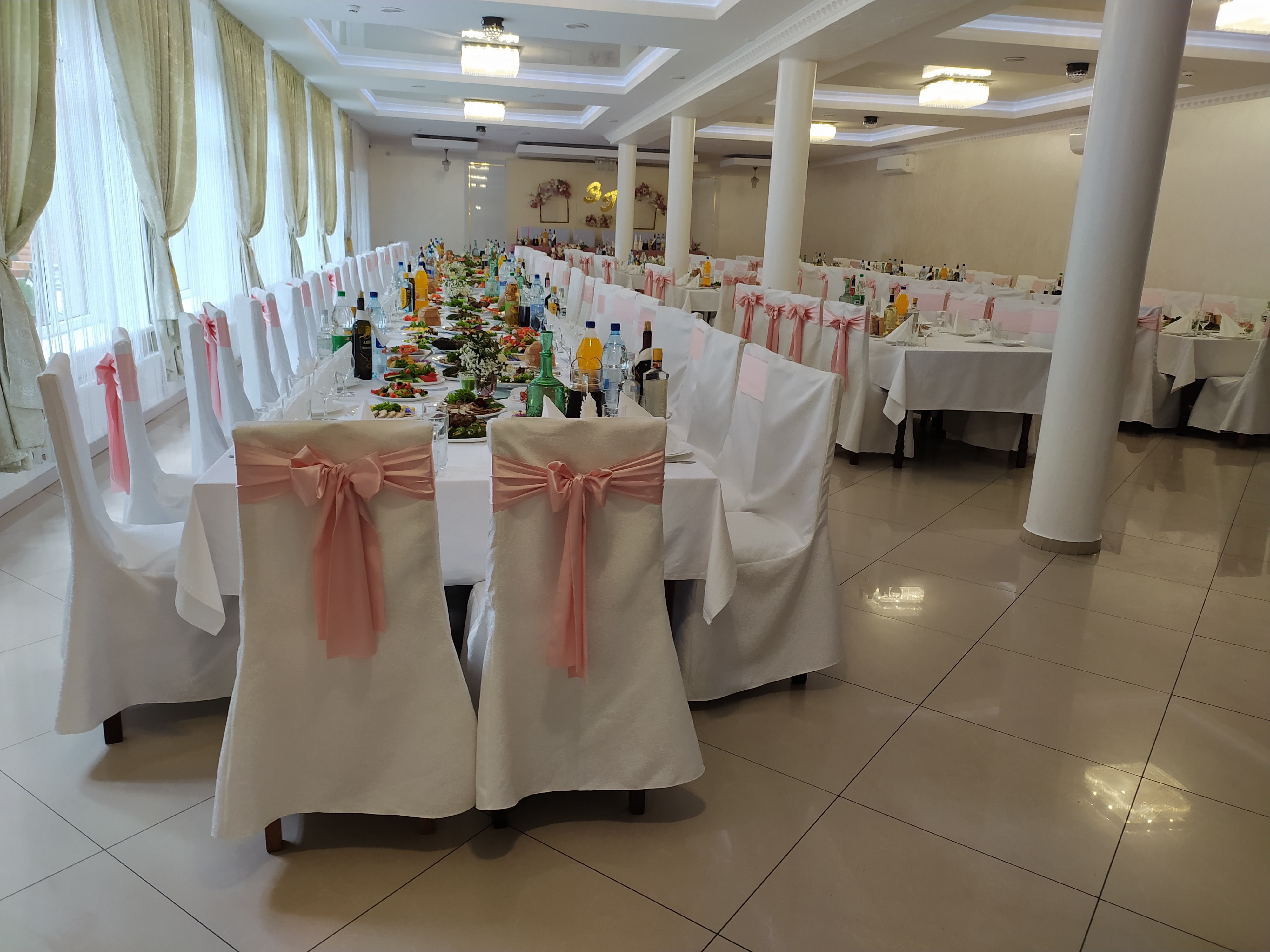 Staryi Zamok image 17