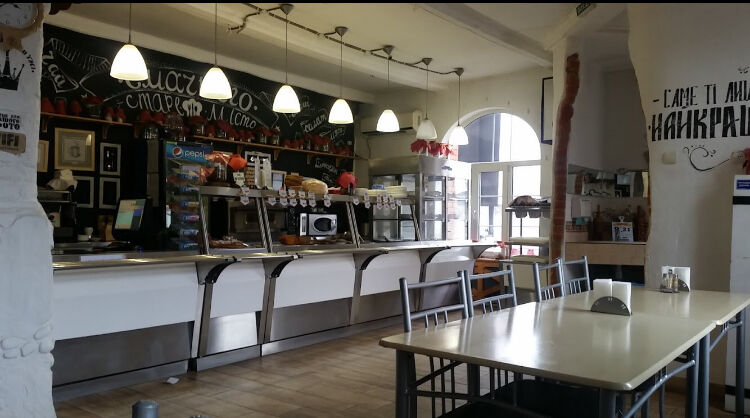 Bistro image 14