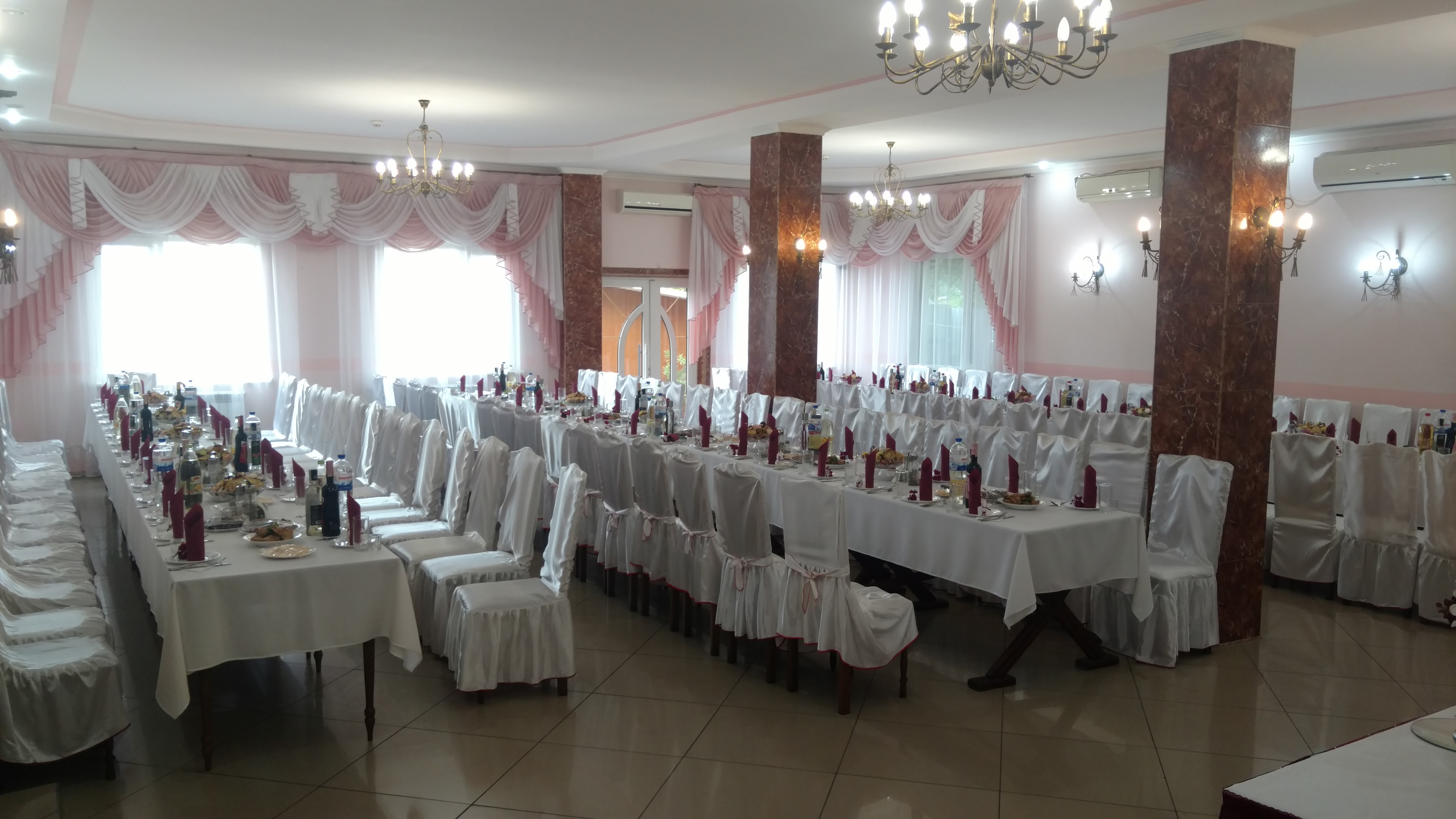 Kafe Troyanda image 13