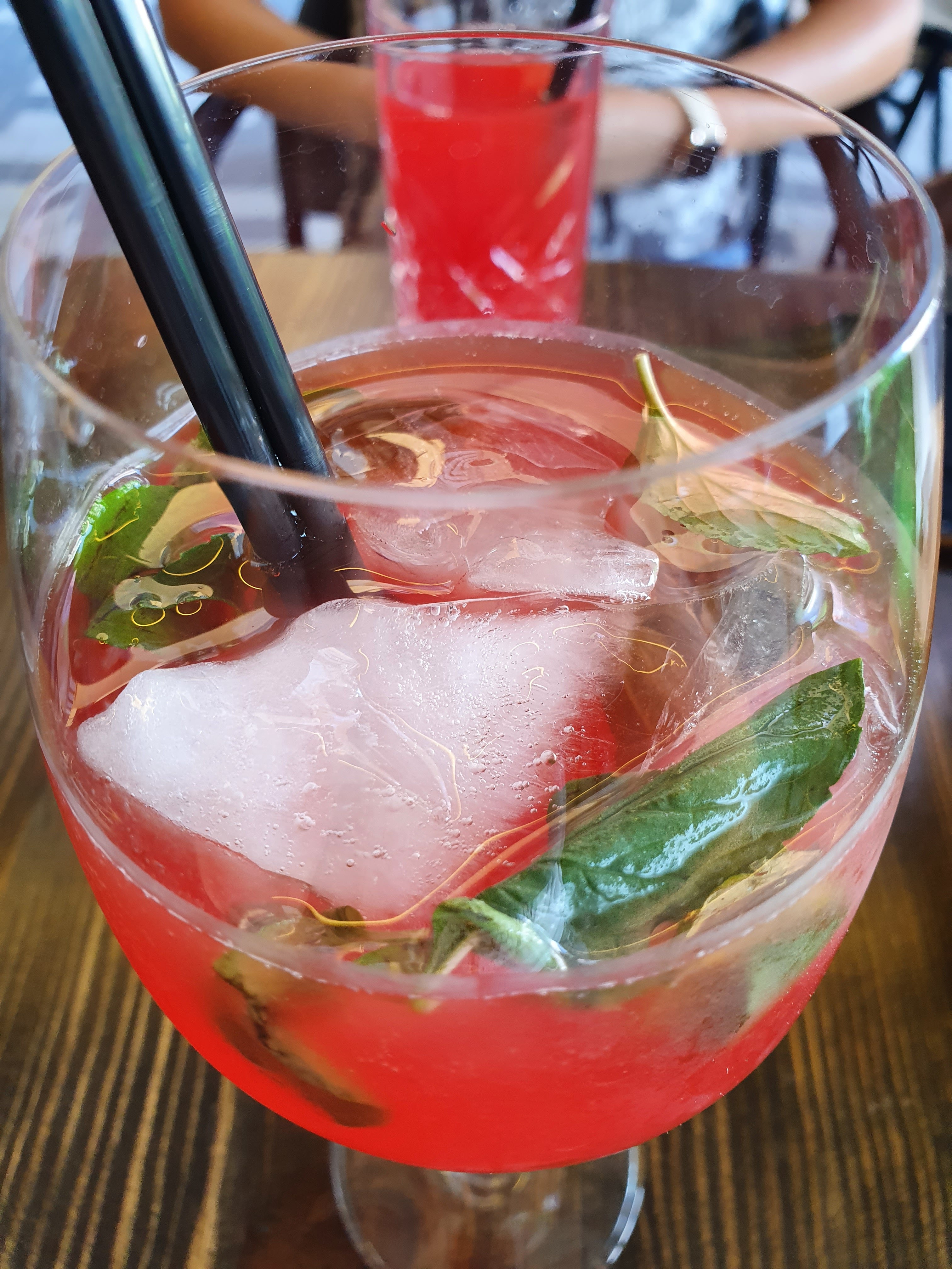 Family cafe image 12