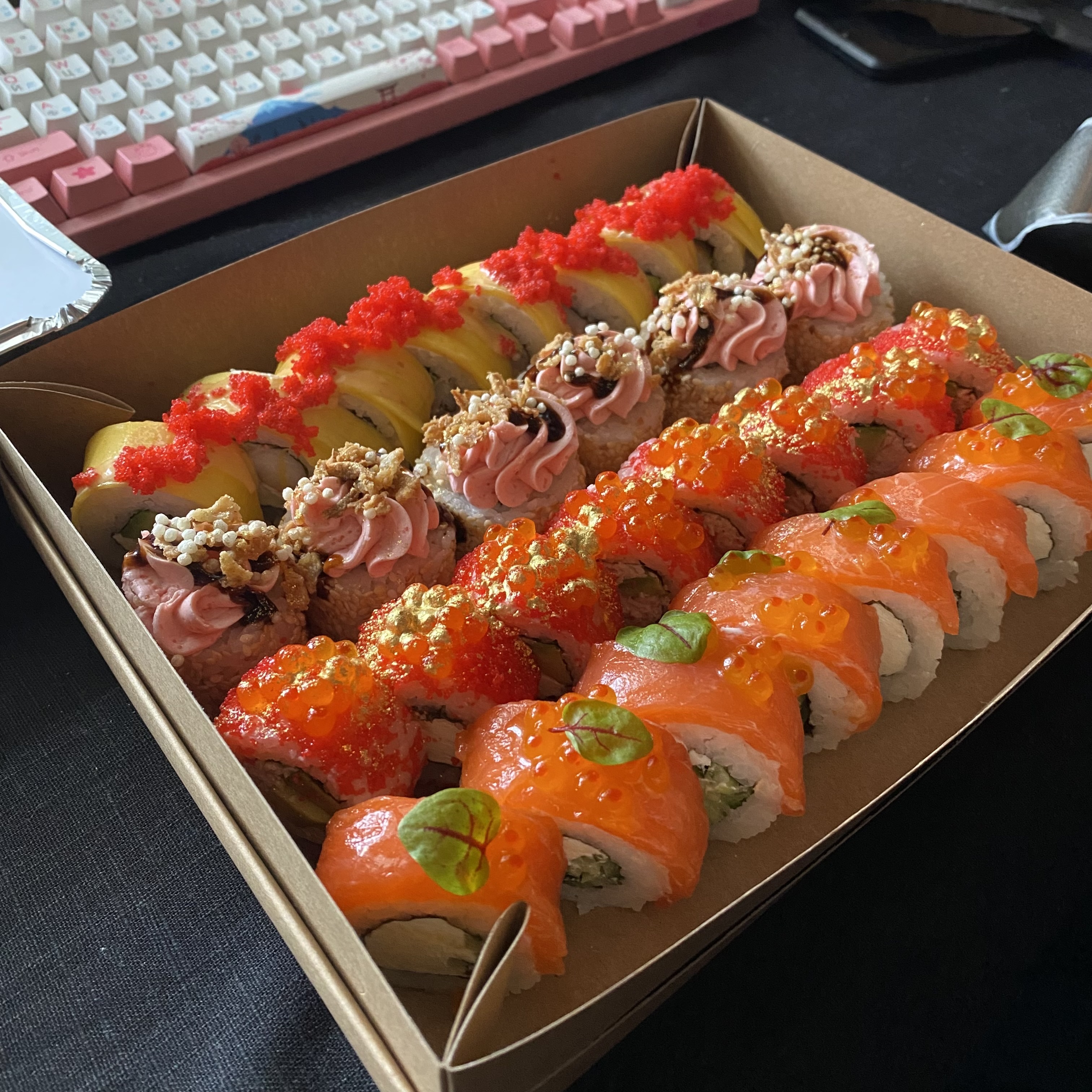 Booster Bar sushi/pizza image 12