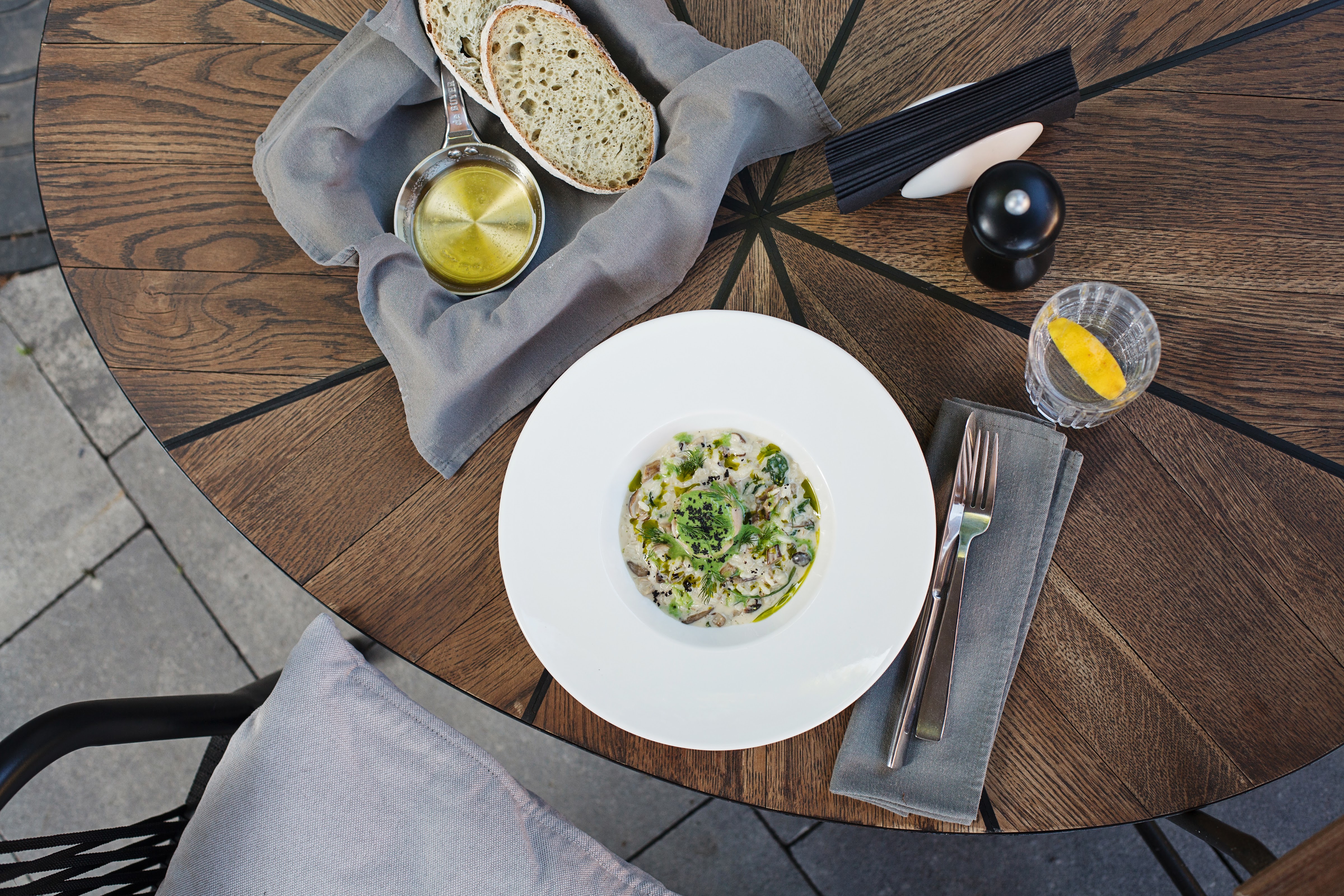 Noble Restaurant image 12