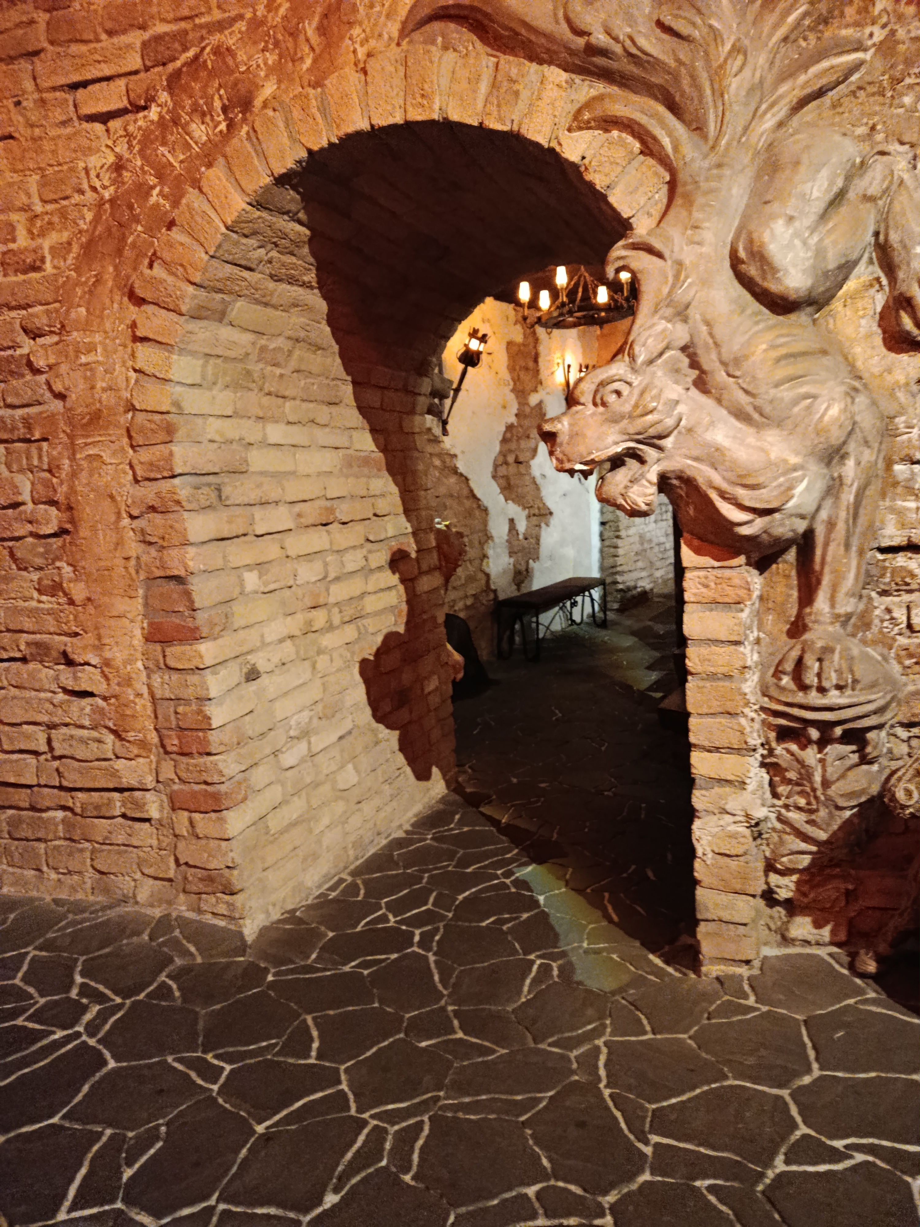 Ресторан/Трапезна Підземелля image 15