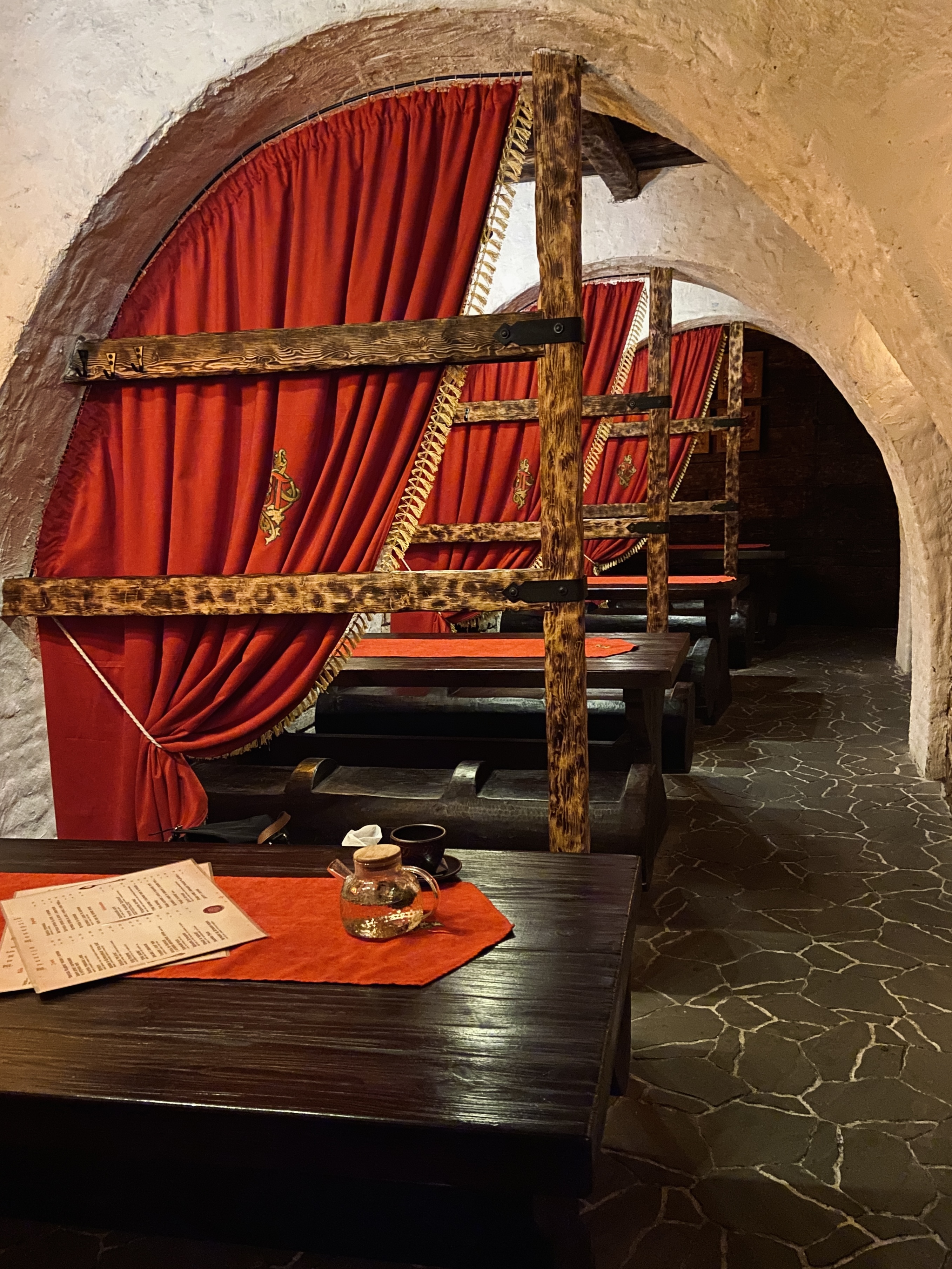 Ресторан/Трапезна Підземелля image 16