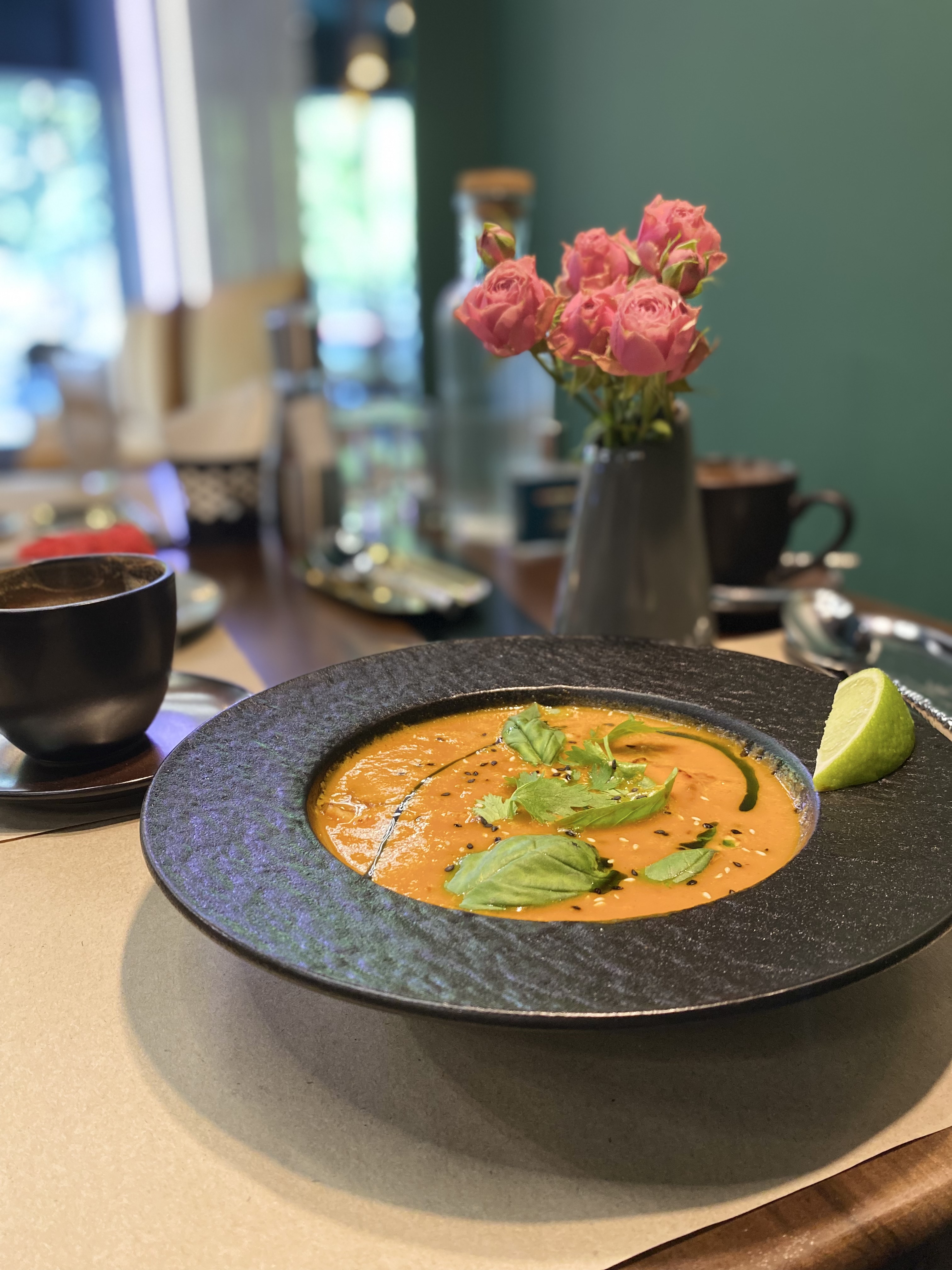 GOLDEN WAFFLES FAMILY image 13