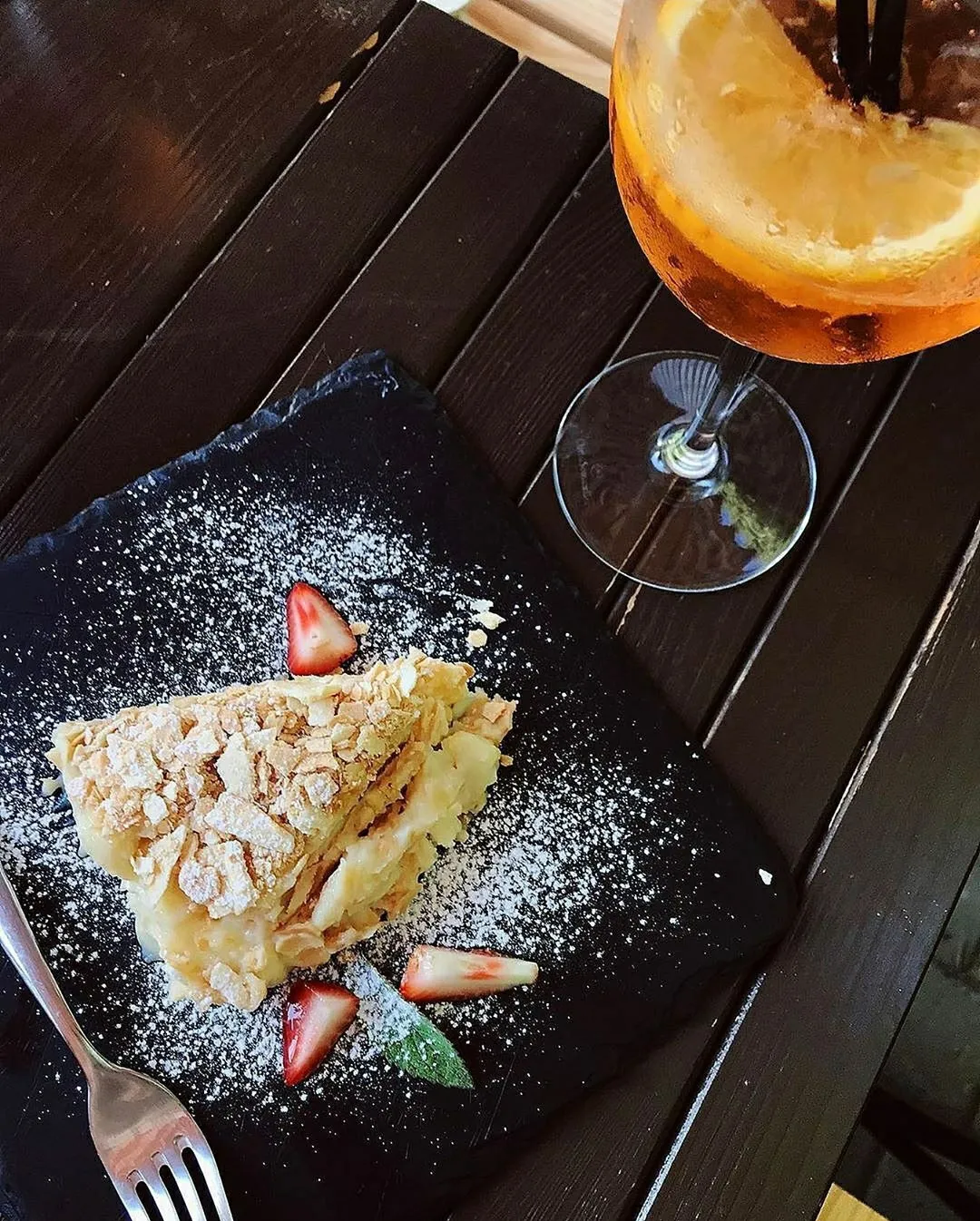 Доставка піци, їжі - ресторан Fat Cat, літній майданчик Osteria image 18