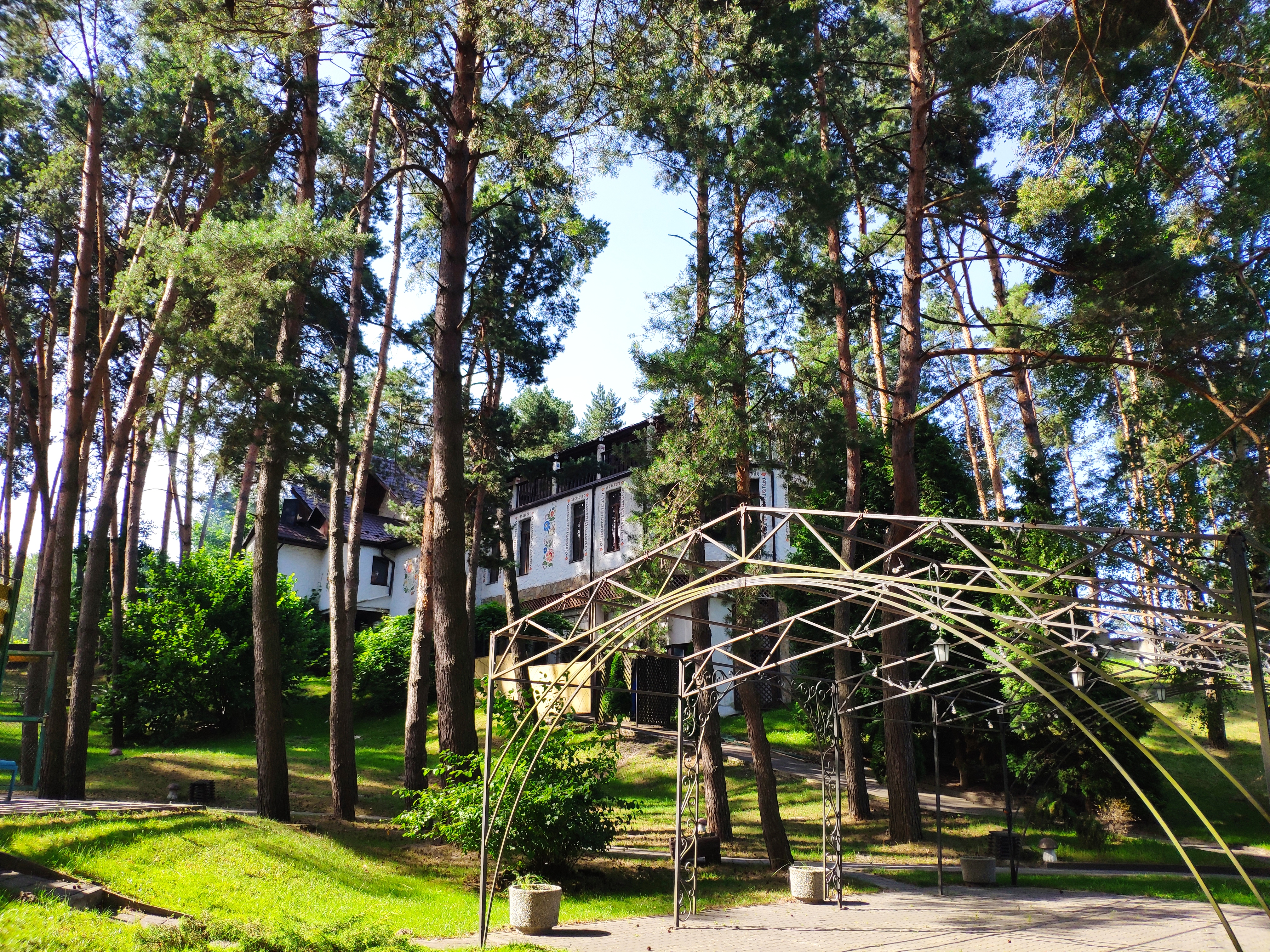 Sadyba na Dzherelakh image 15