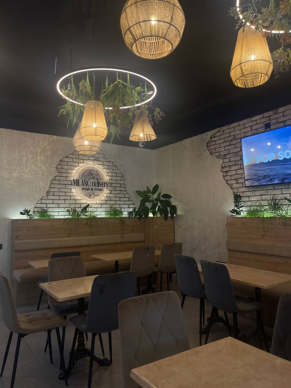 Milano Delivery image 19