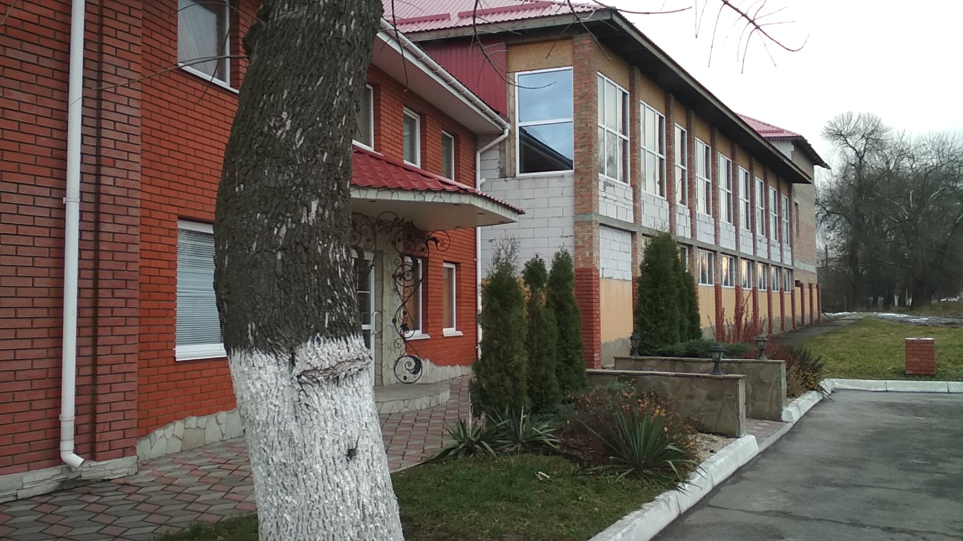 Gostinniy Dvir image 20