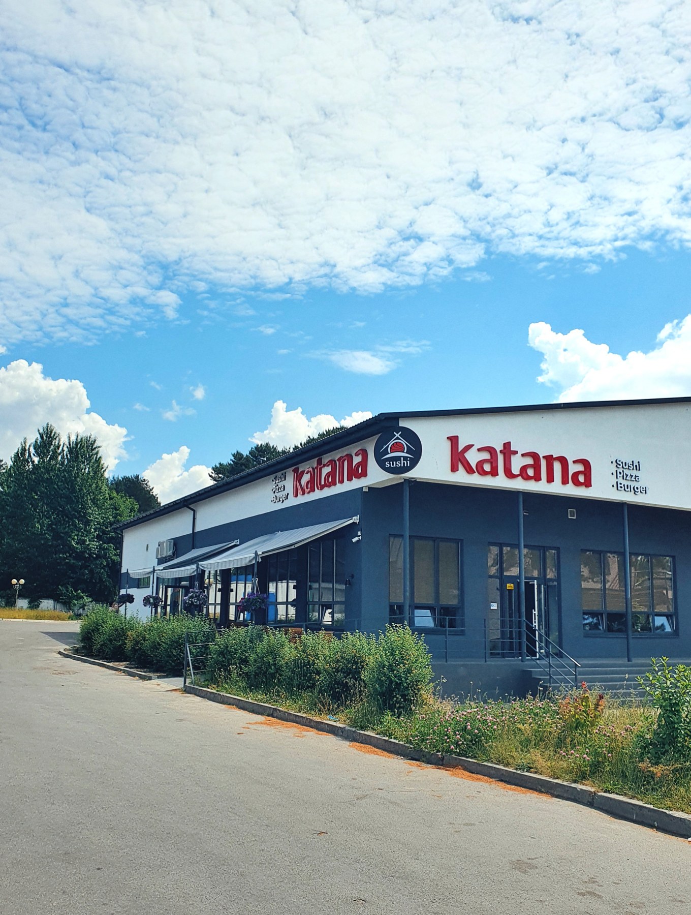 Katana Varash image 14