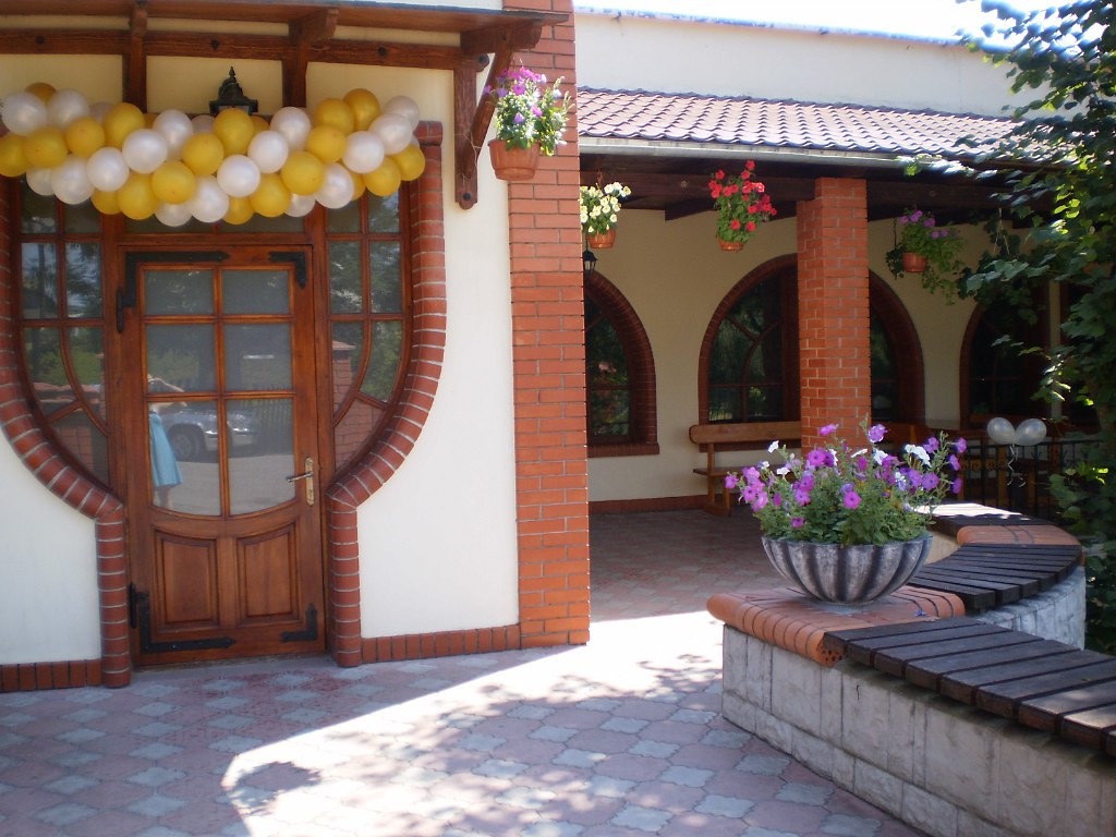 Hostynyy Dvir image 12