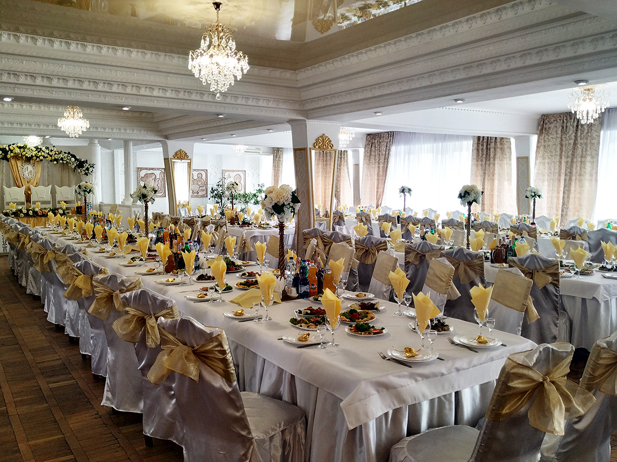 Ресторан LEON image 14