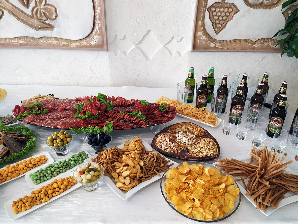 Ресторан LEON image 17