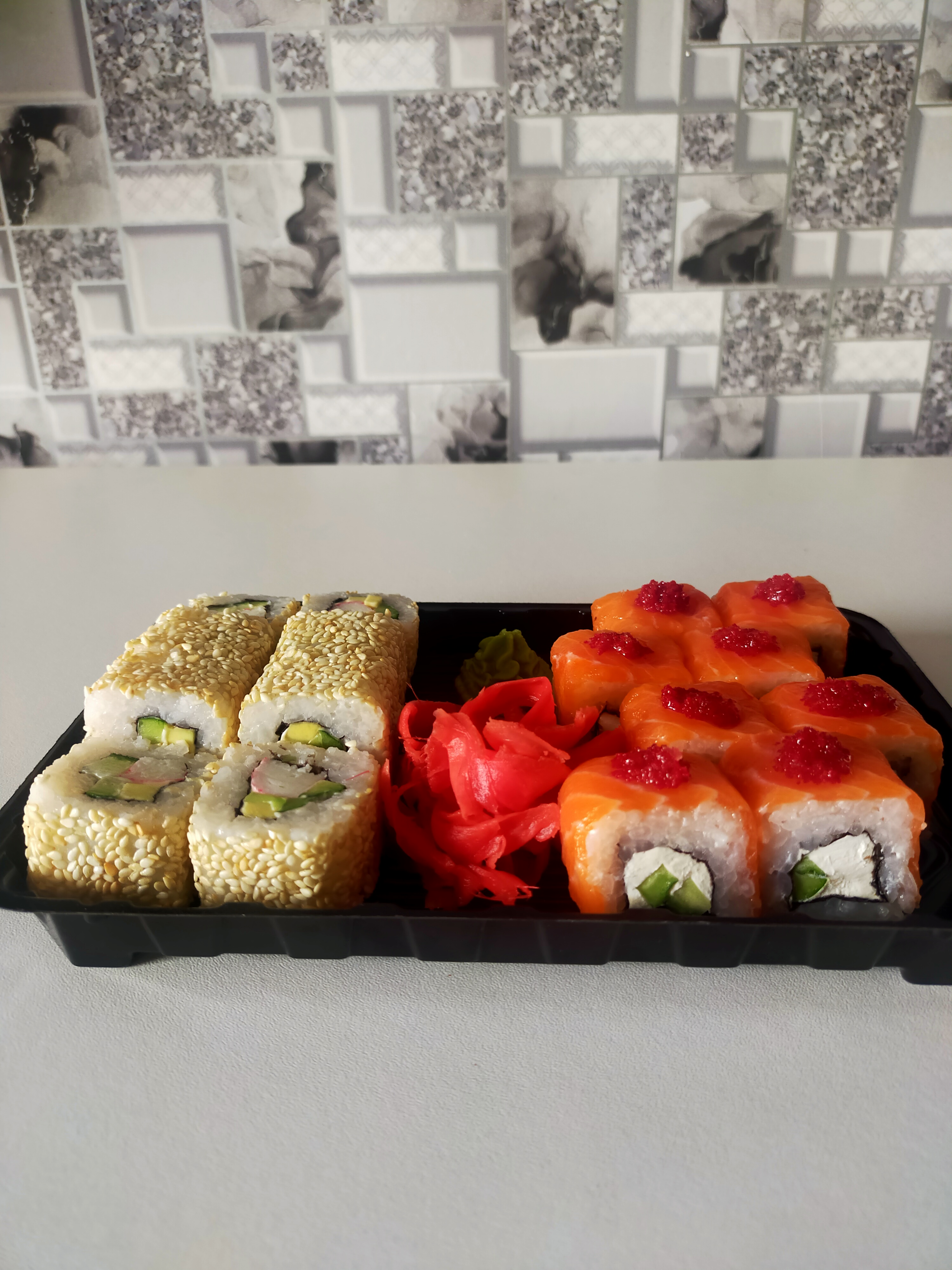 Sushi market image 10