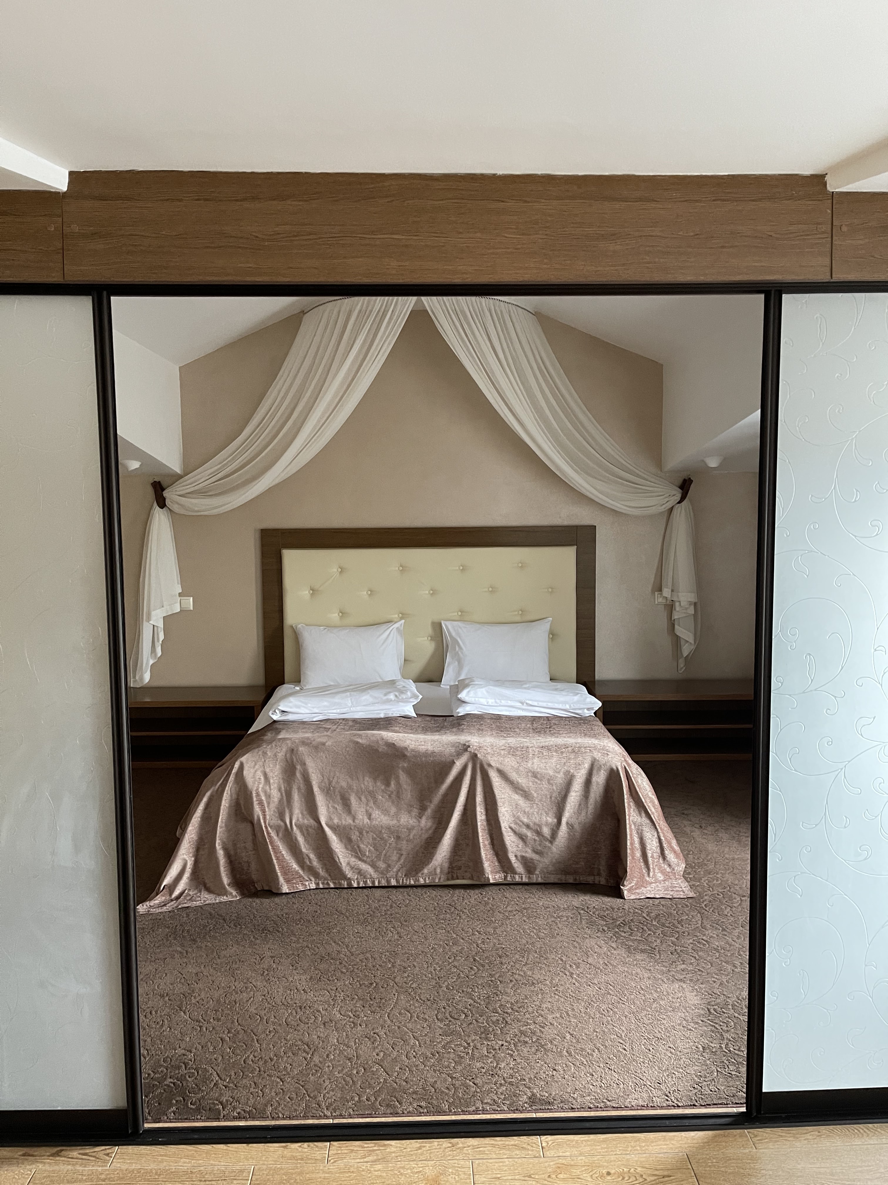 Pivdenna Brama image 19