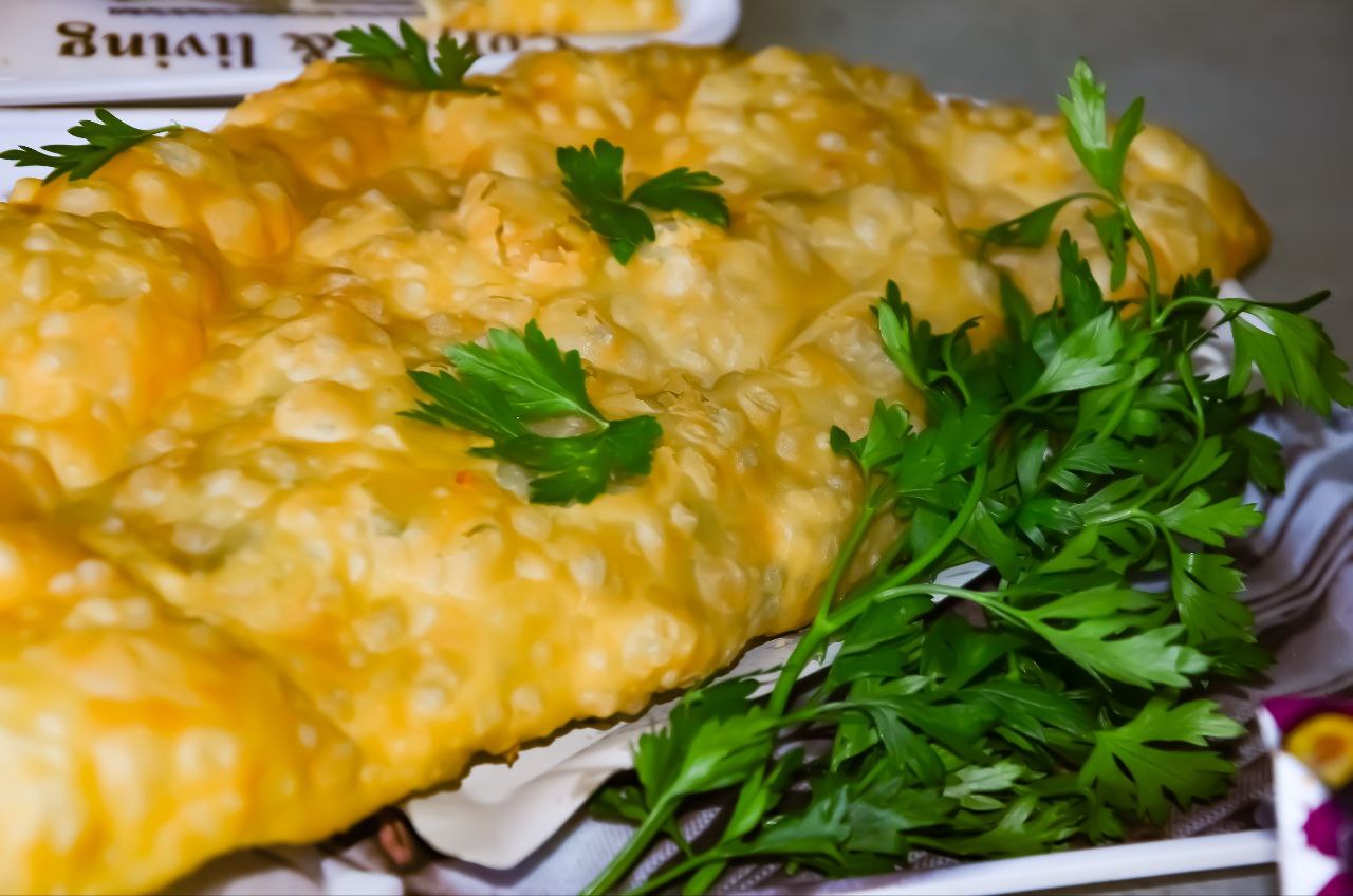 Найсмачніші Чебуреки «Чесний чебурек» image 18