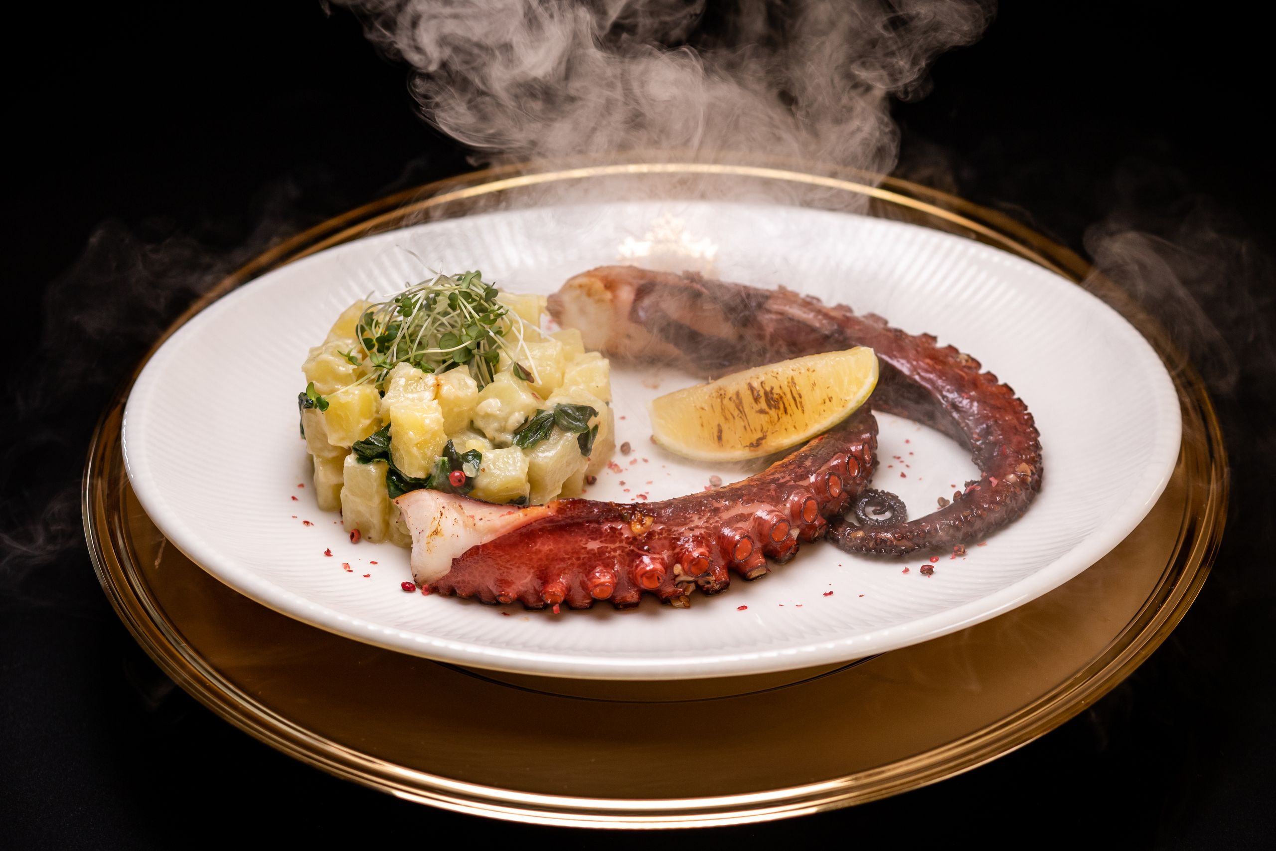 ROYAL PALACE Restaurant & Cafe image 10