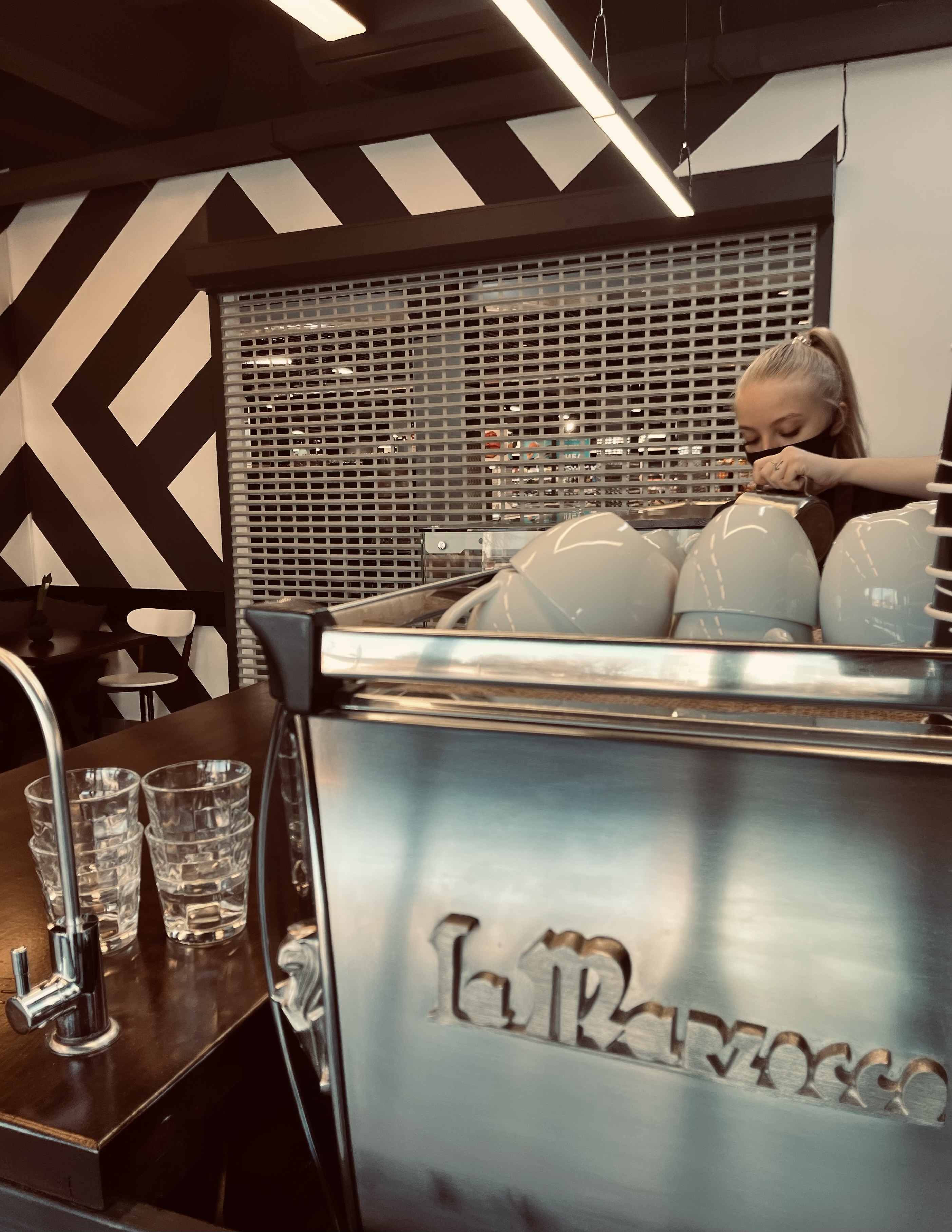 кав'ярня-пекарня Млин/Mlyn Bakery ТЦ "ЦУМ" image 11