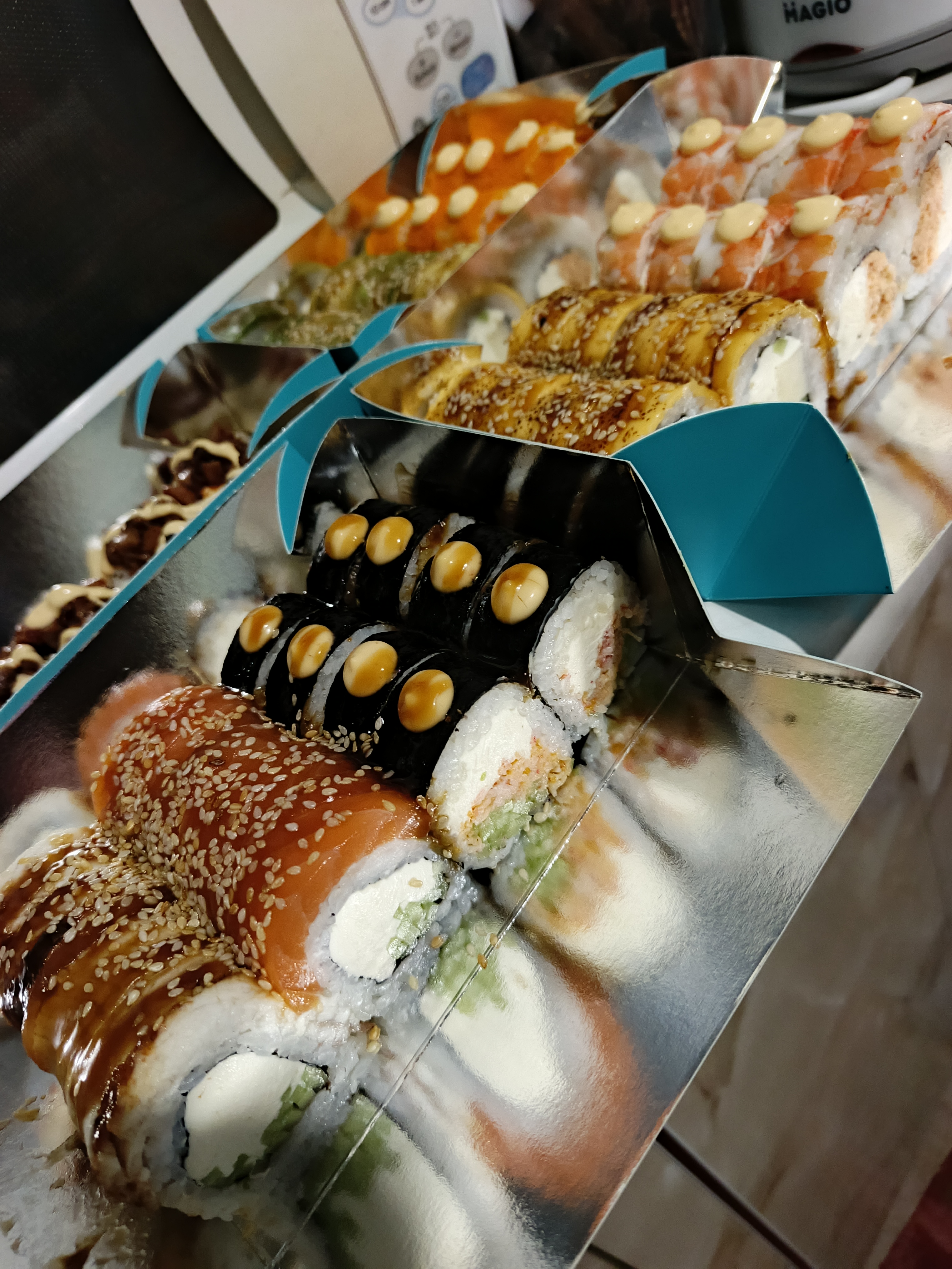 Bilʹshe Ryby - Dostavka Sushi Khmelnytskyi image 16