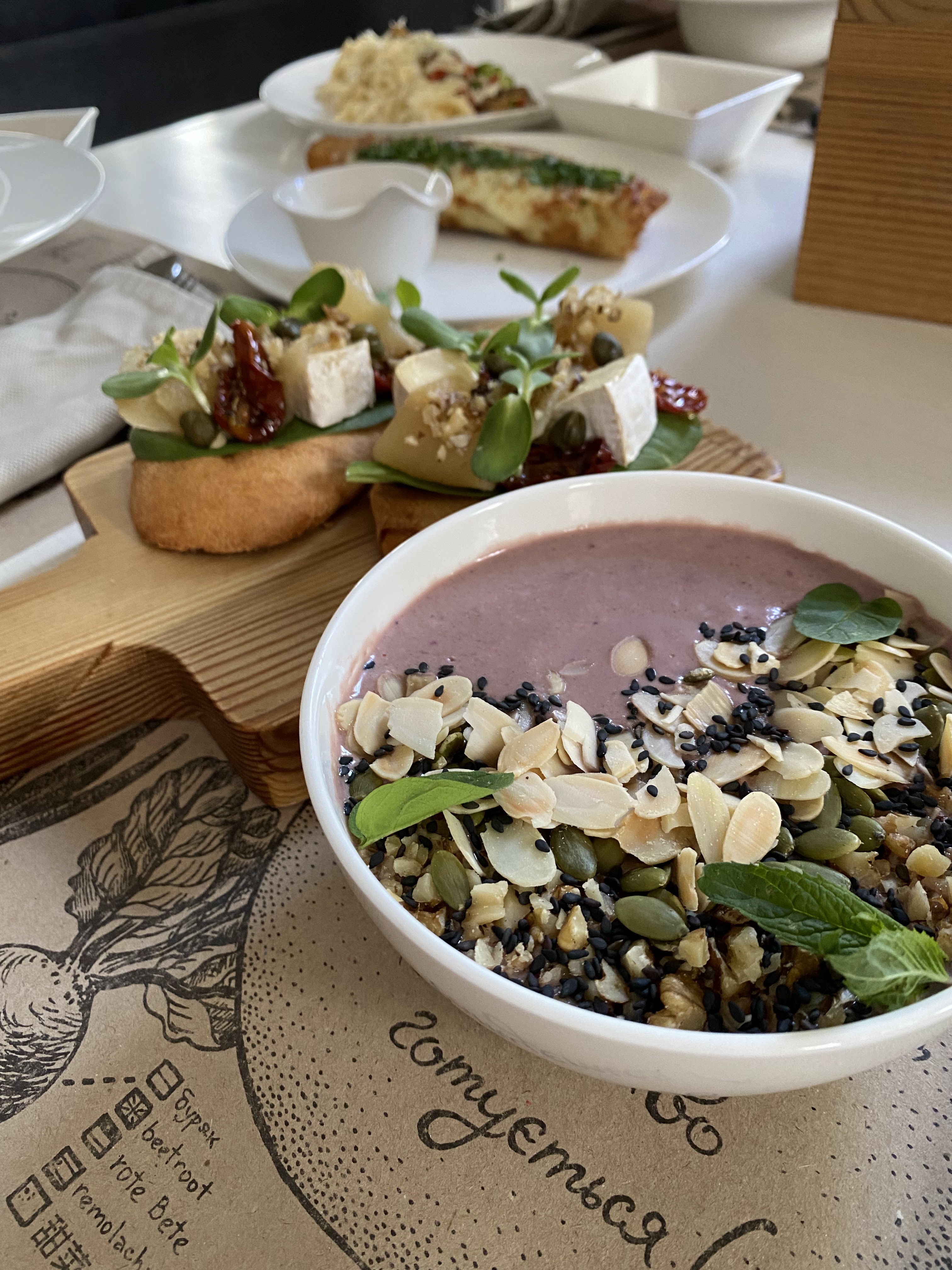 Ola Healthy Cafe image 13