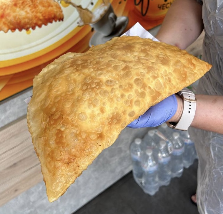 Чебуреки Хмельницький "Чесний Чебурек" image 2