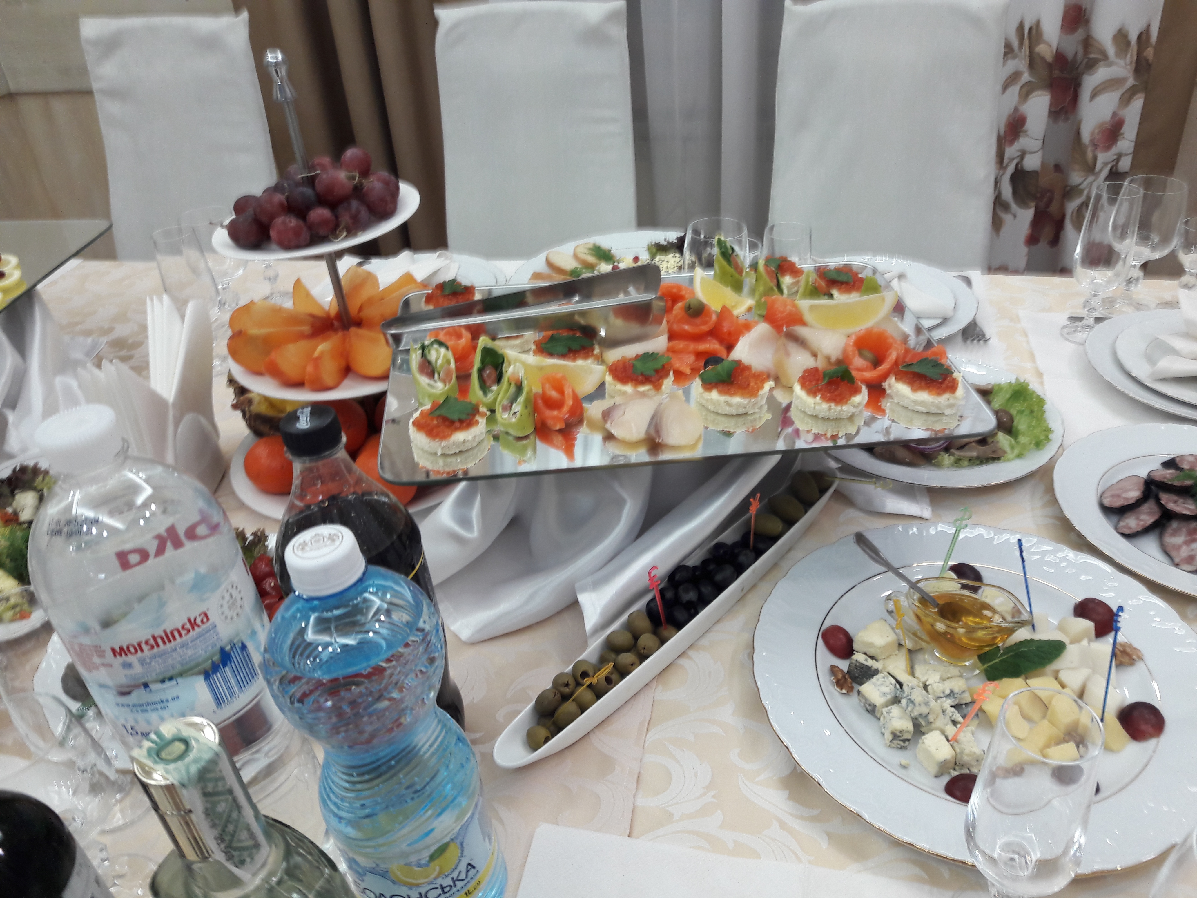 Lordly estate image 12