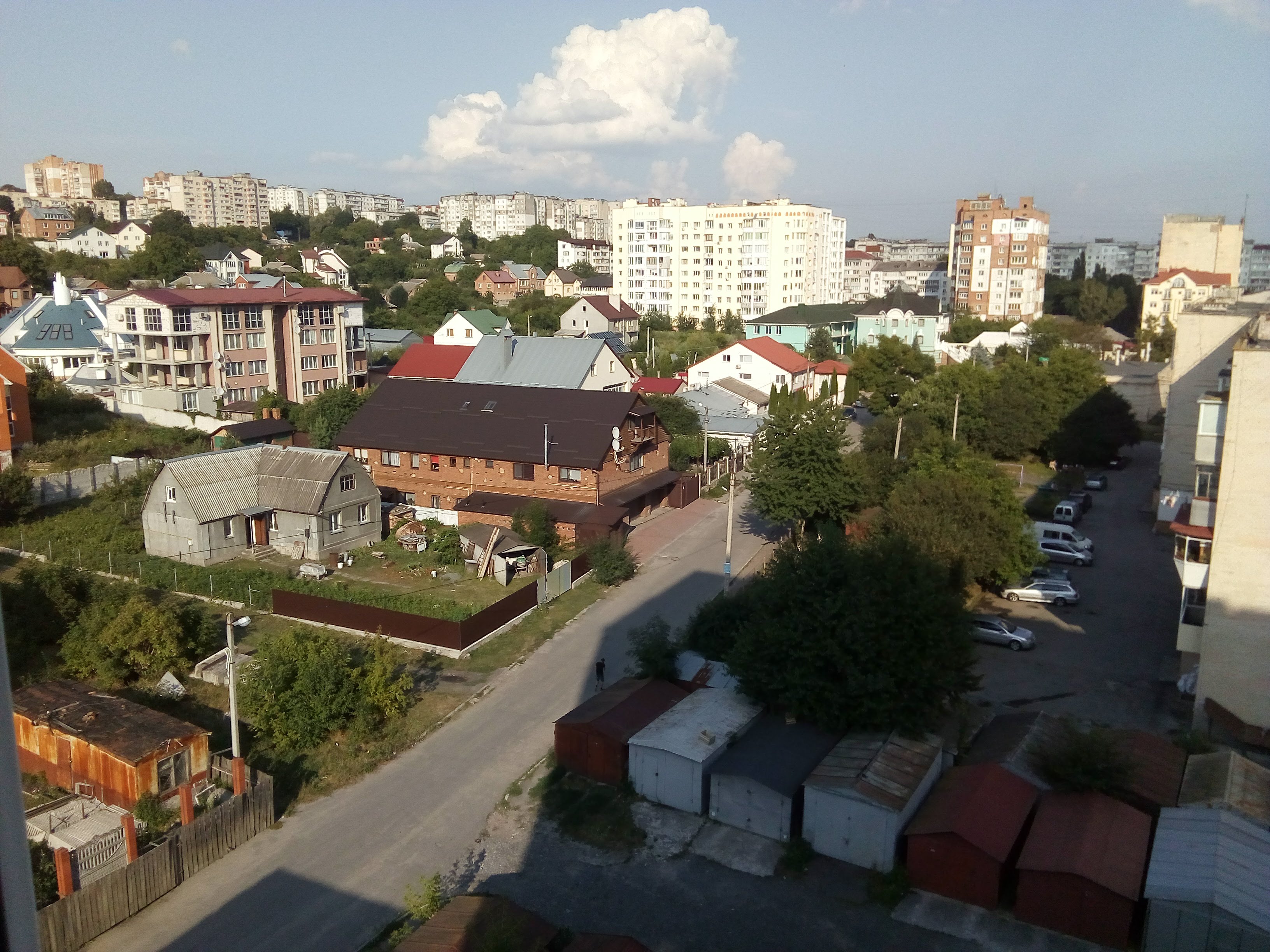 Lordly estate image 15