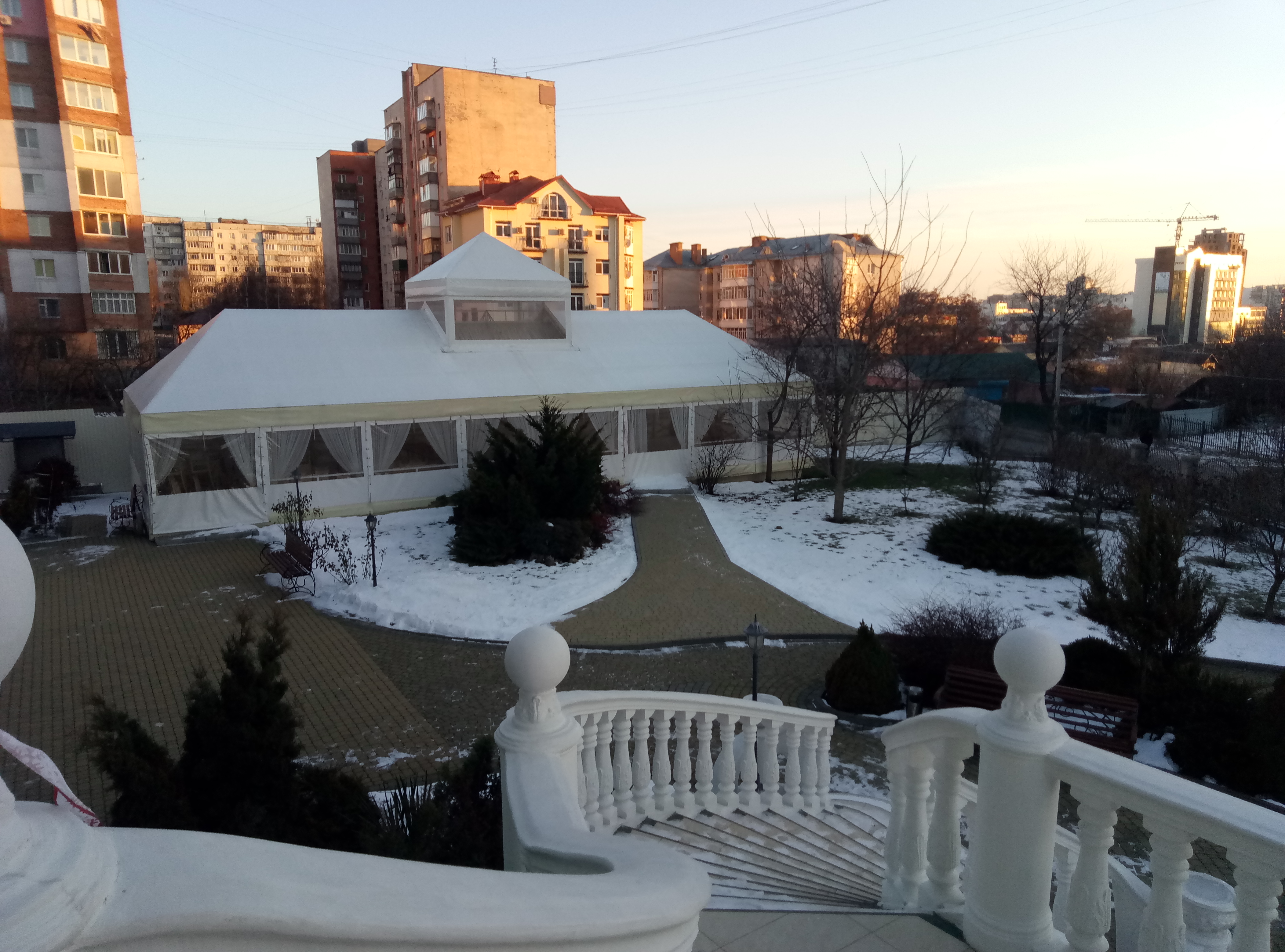 Lordly estate image 16