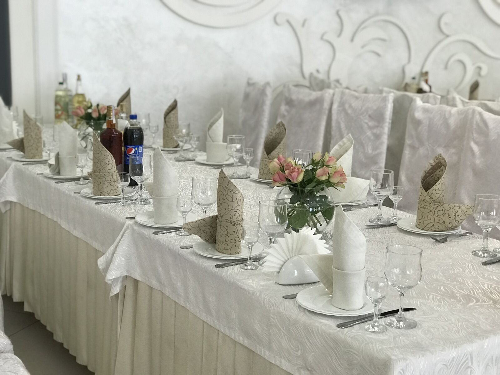 Le Caprice image 11