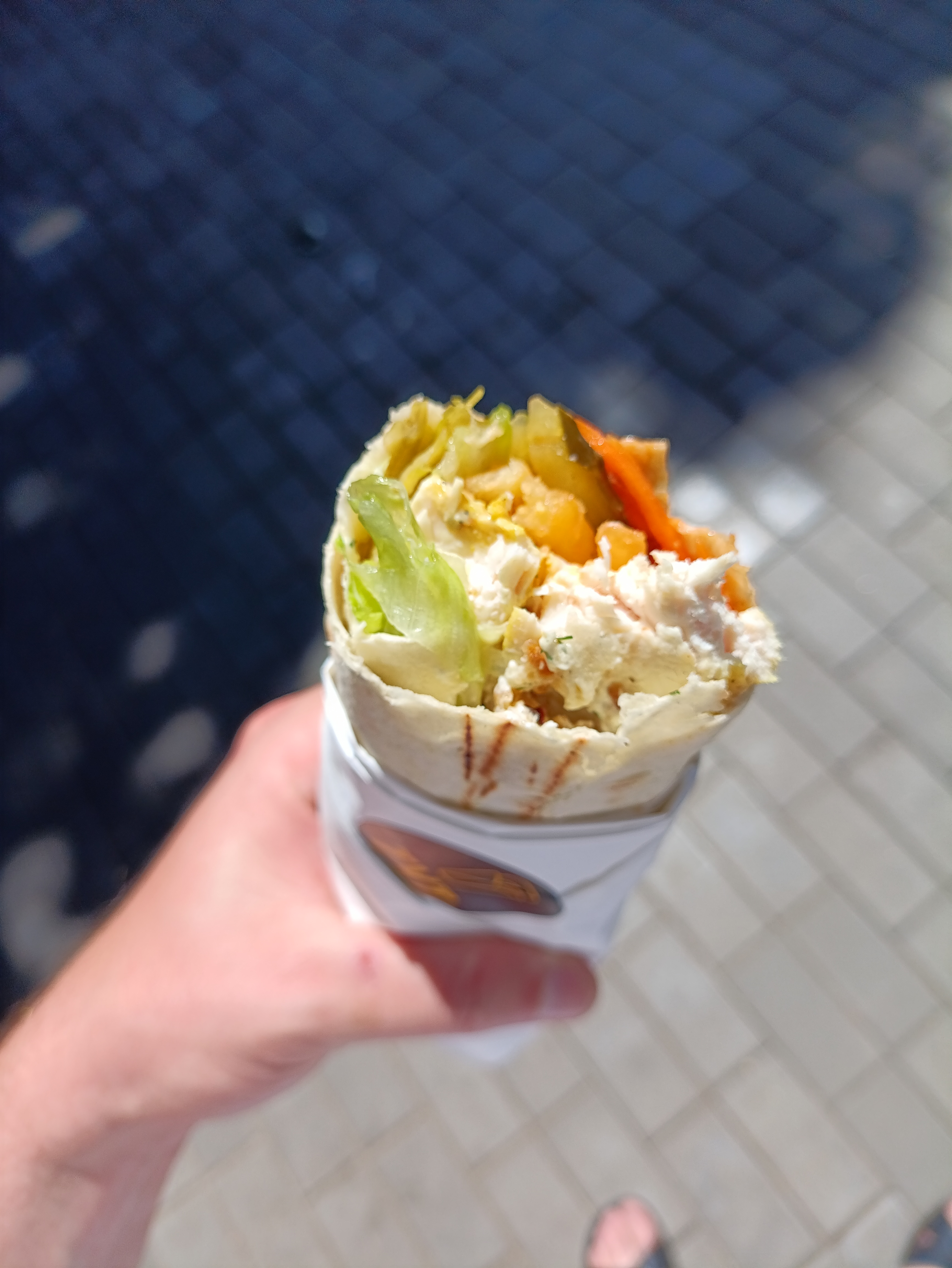 Tut Shaverma Shop image 17