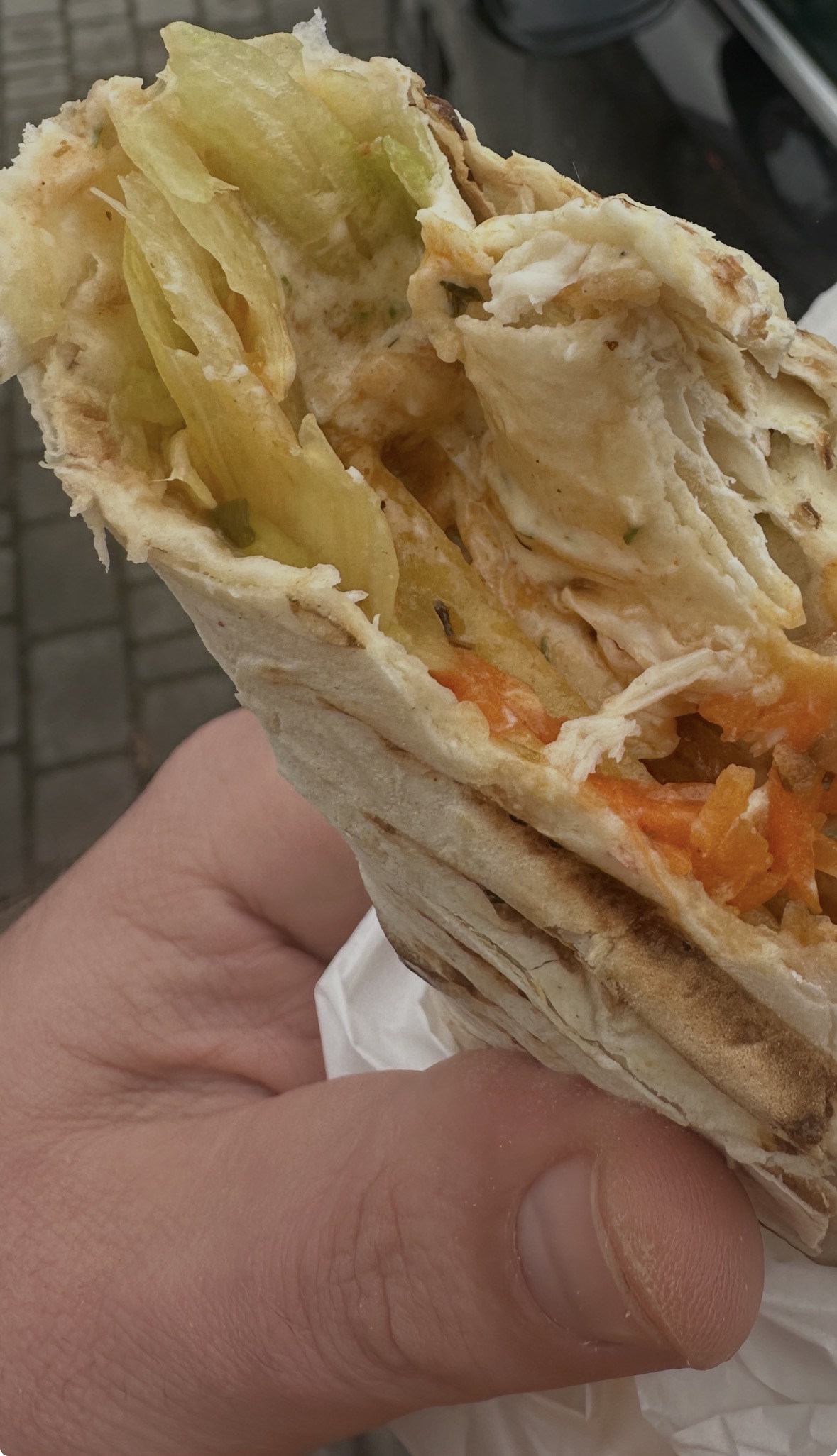 Tut Shaverma Shop image 20