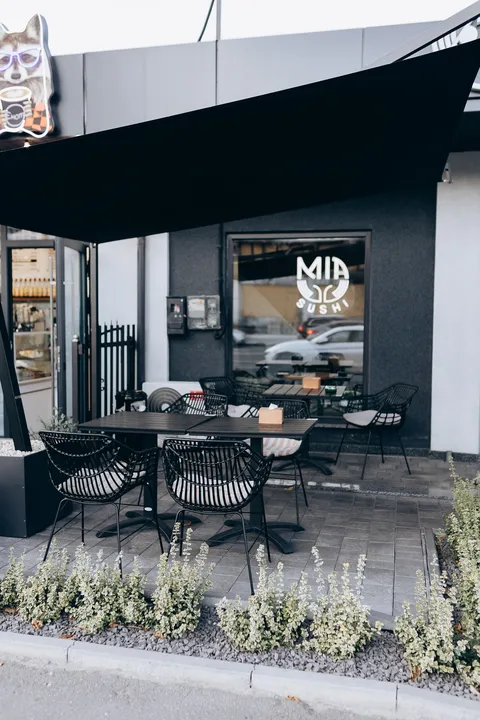 MIA SUSHI image 1