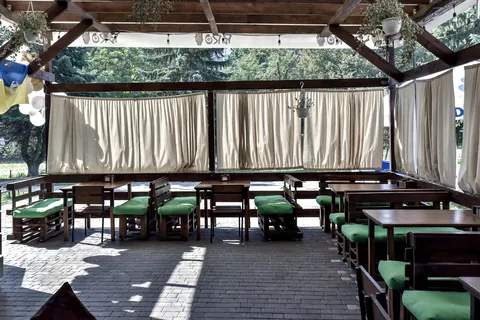 BRO PUB image 1