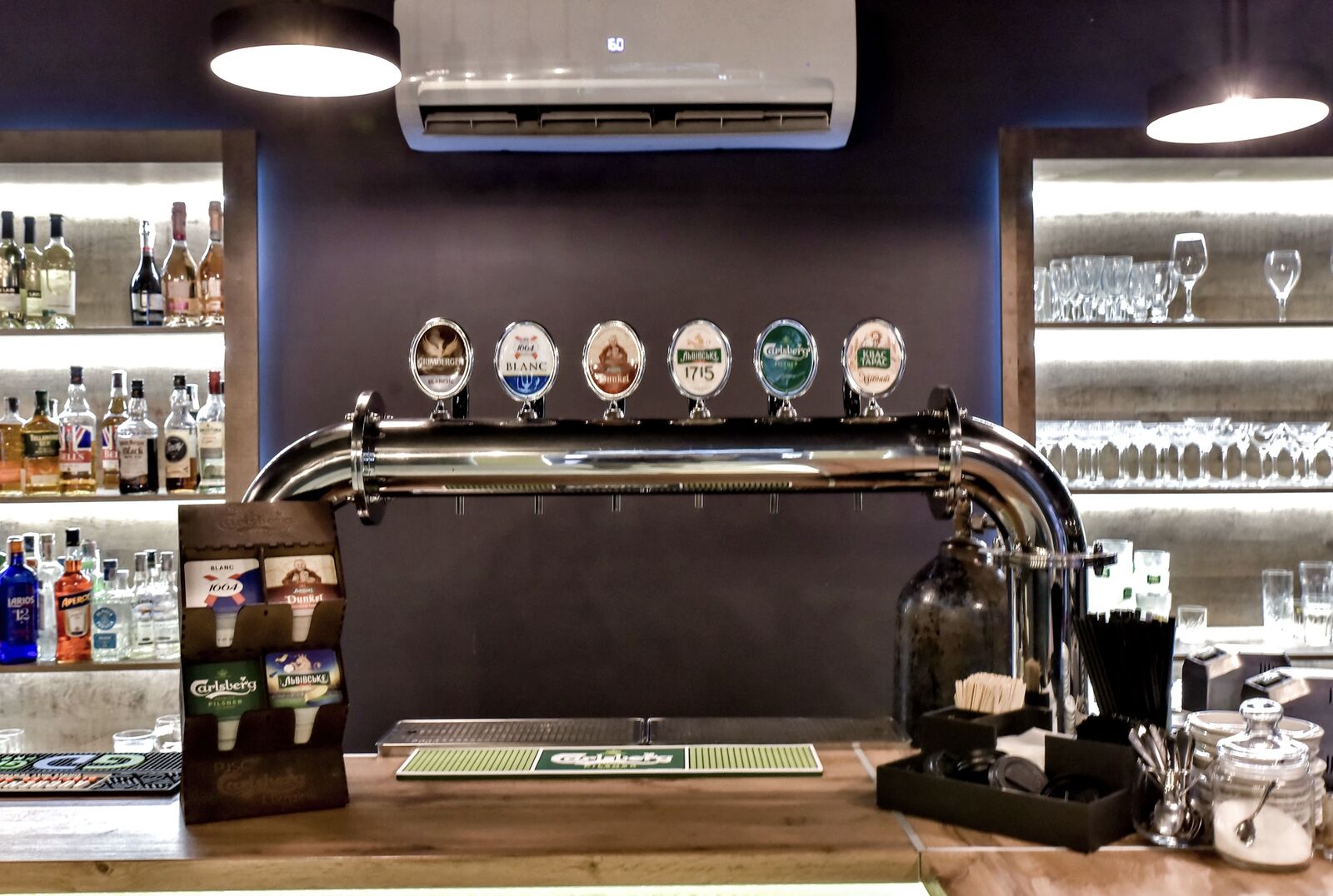 BRO PUB image 5