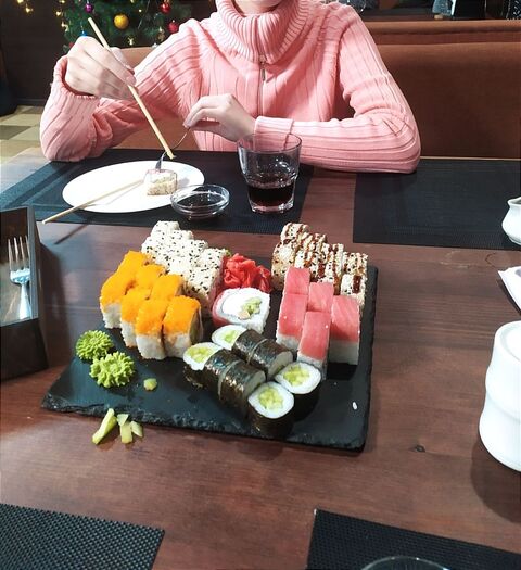 Black Sushi 🍣🥢 image 6