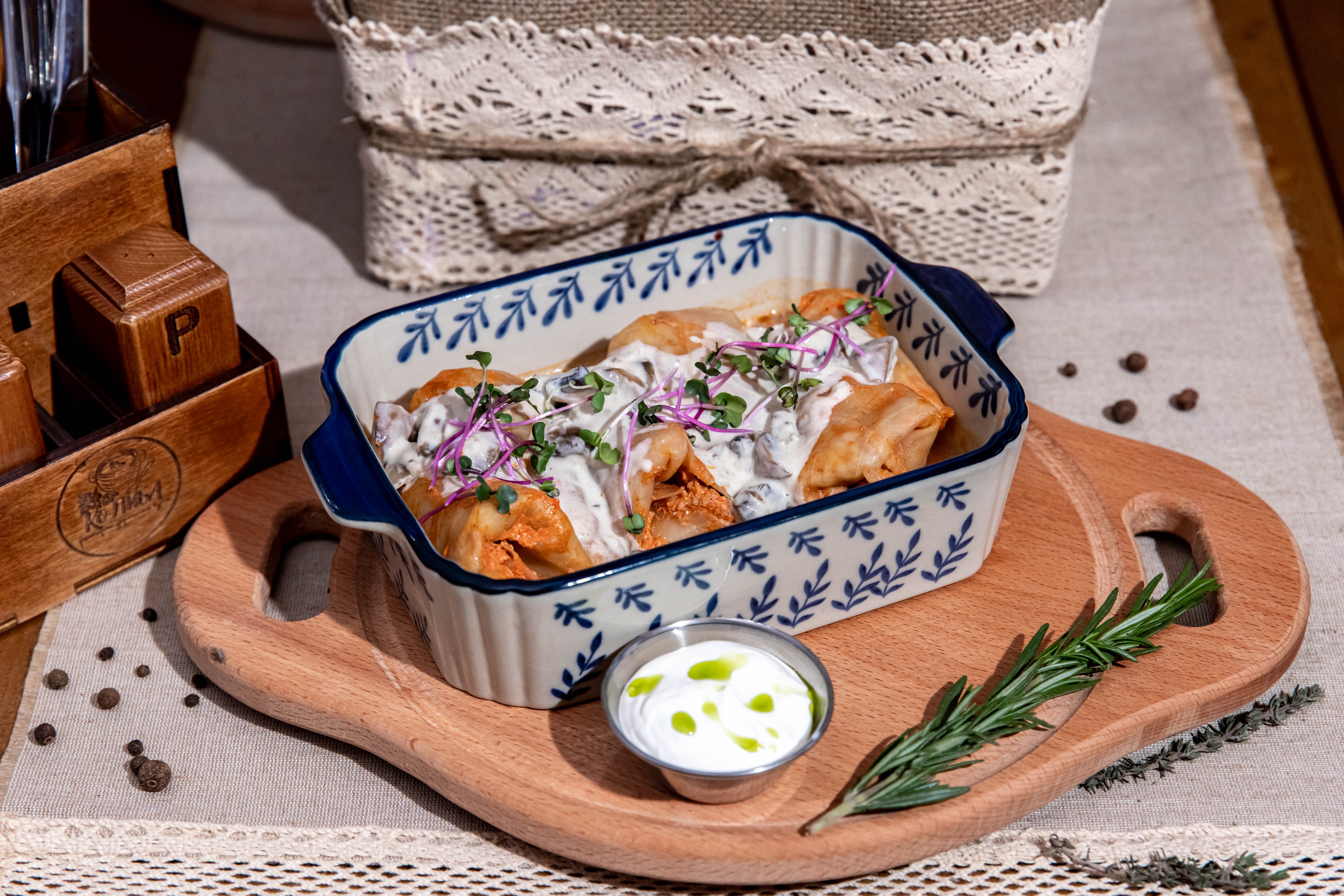 Restoran Ukrayinsʹkoyi Kukhni "Kolyba" image 19