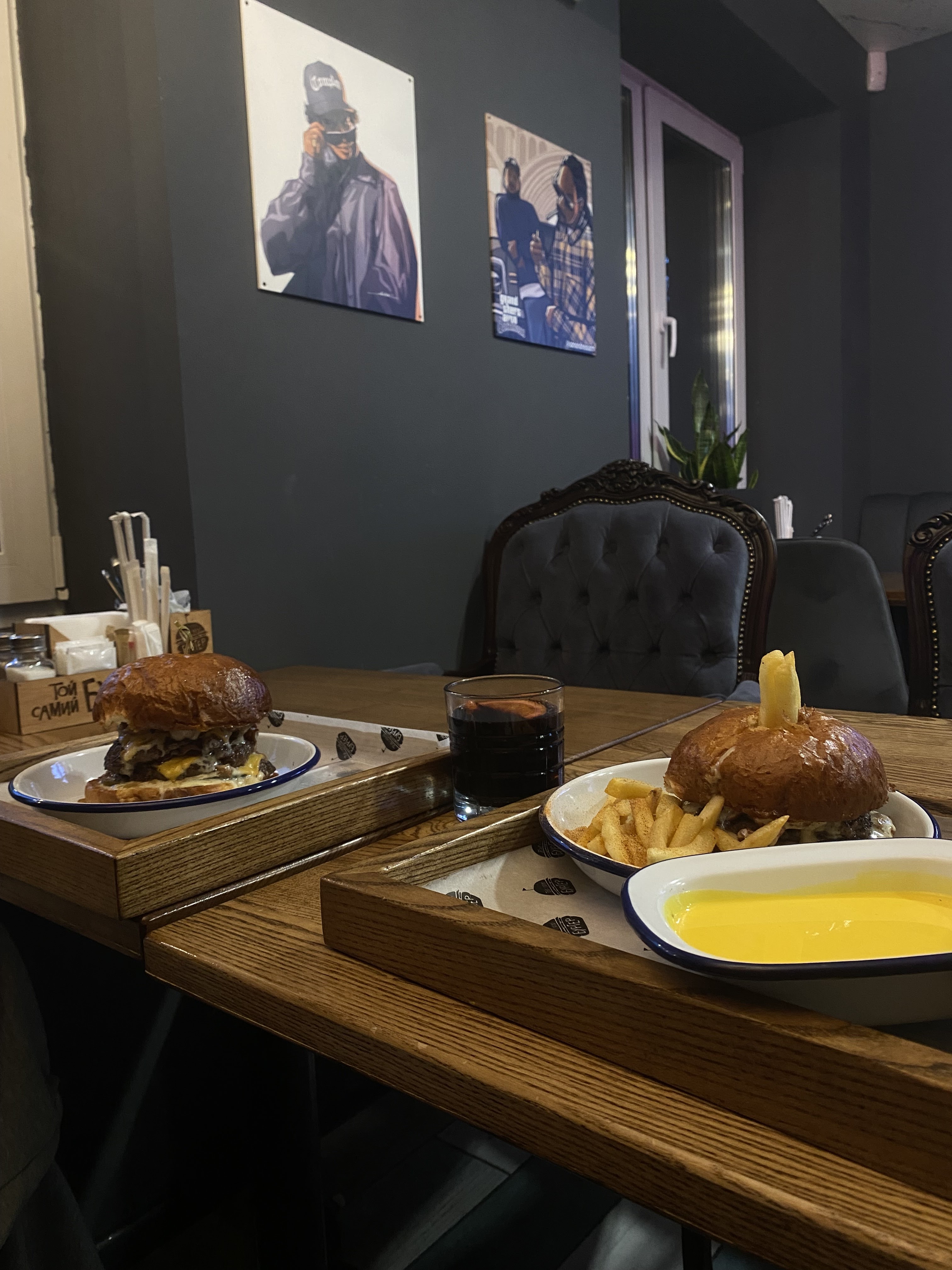 Toy Samyy Burher image 19