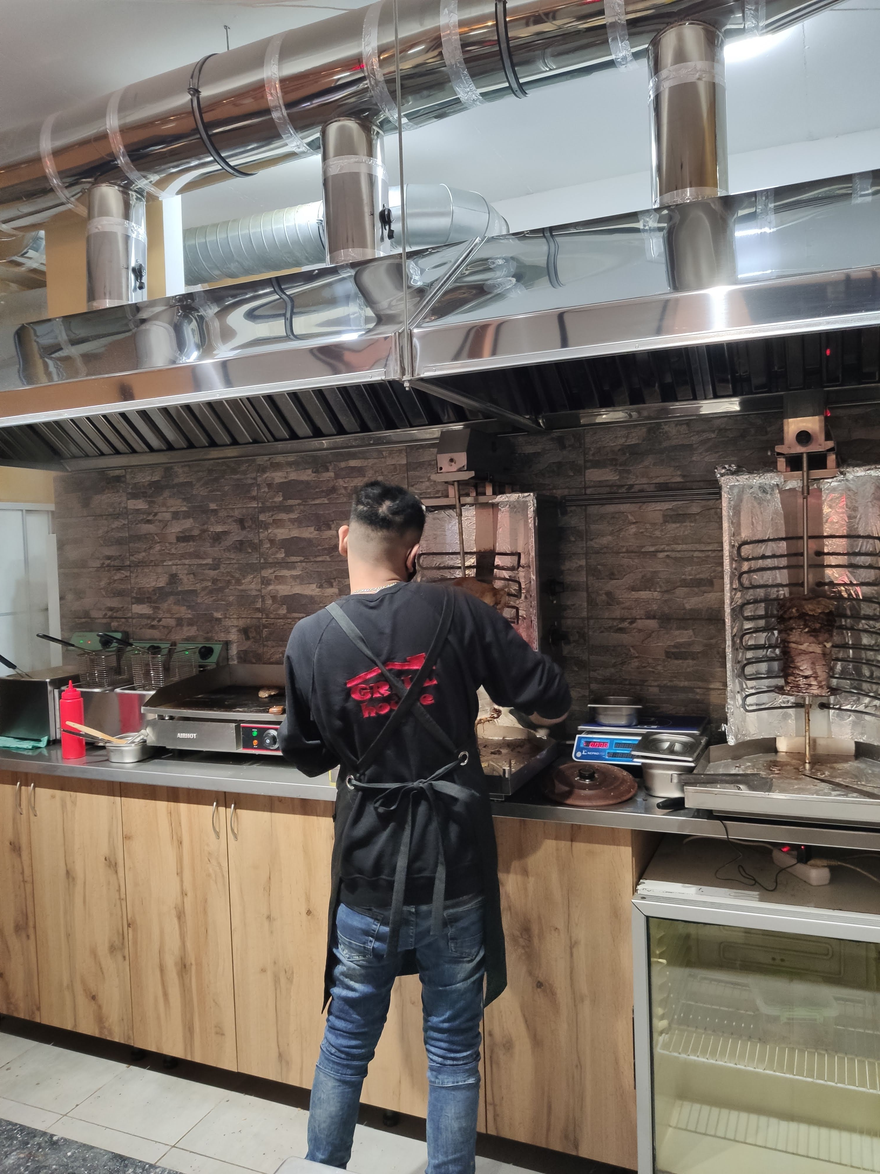 Grill House image 16