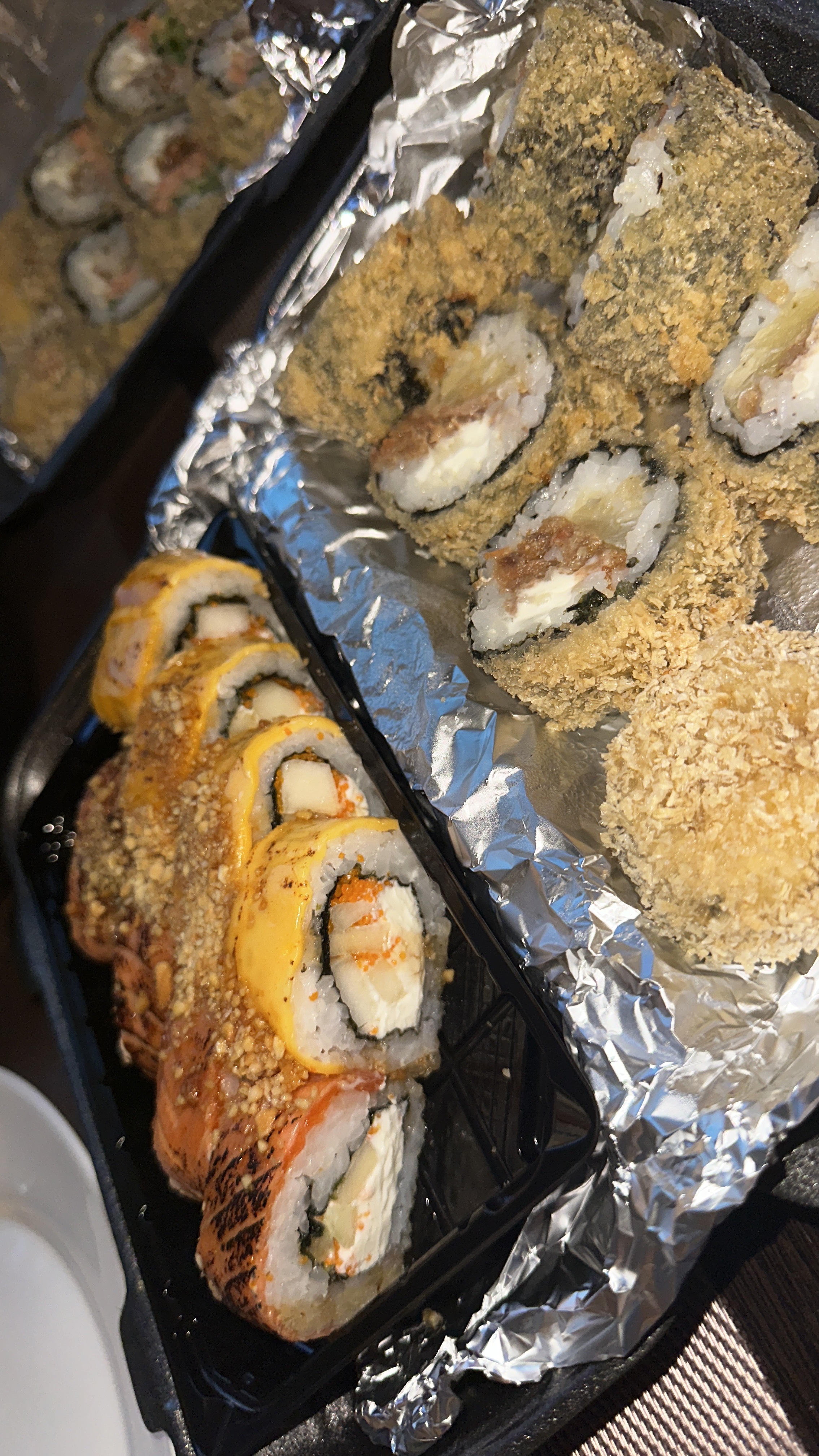 Black Roll sushi image 9