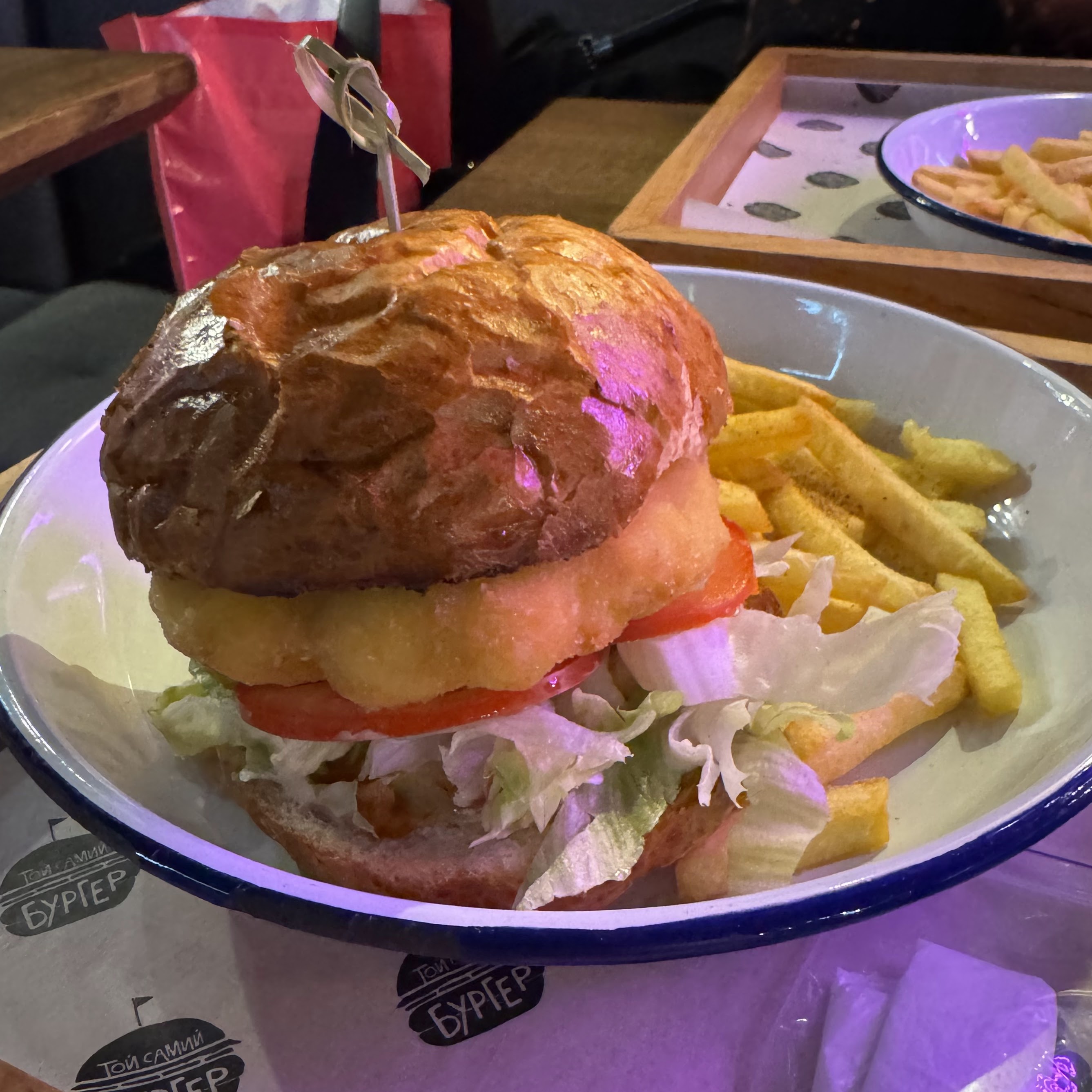 Toj Samij Burger image 13