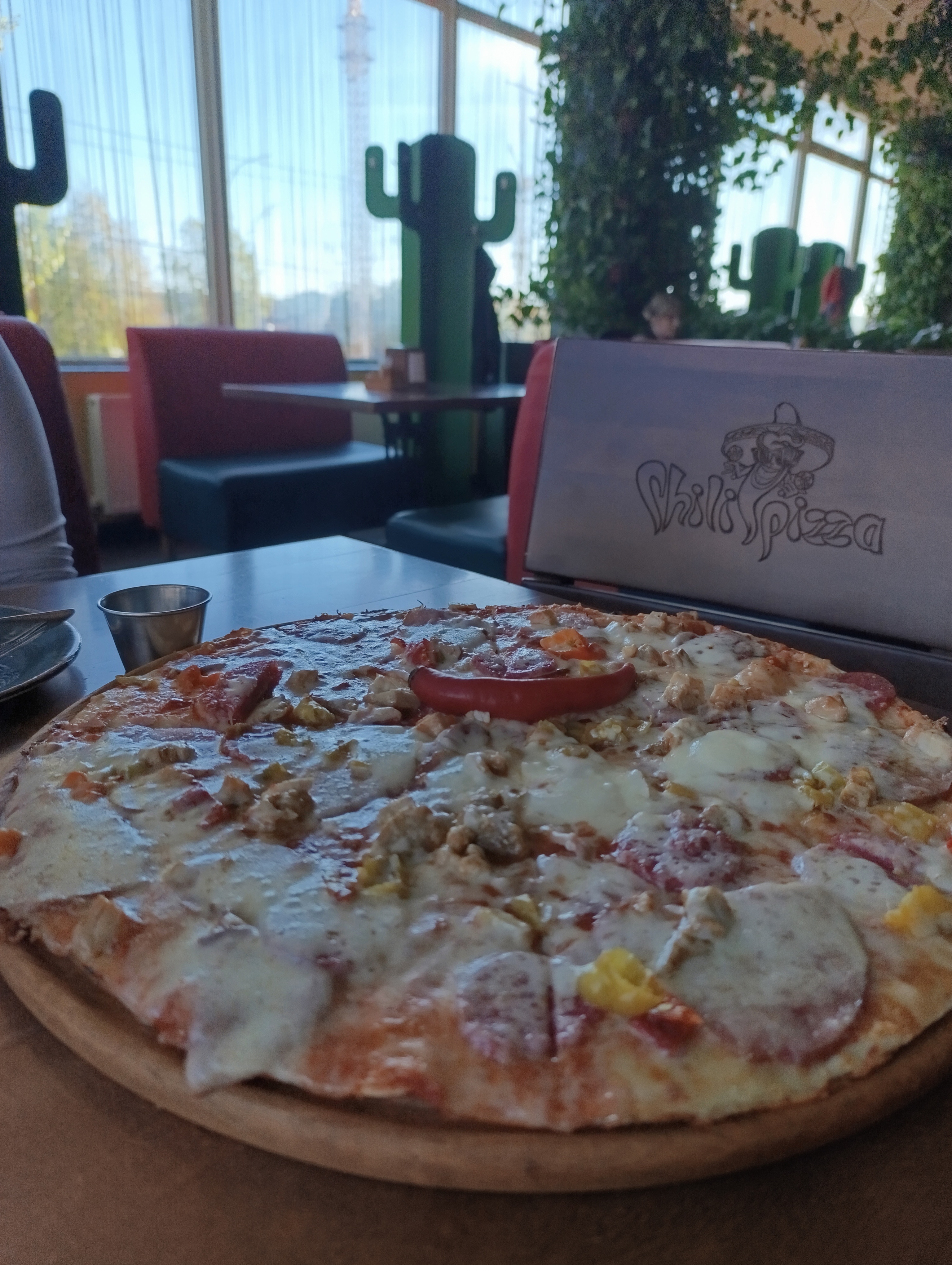 Chili Pizza image 14