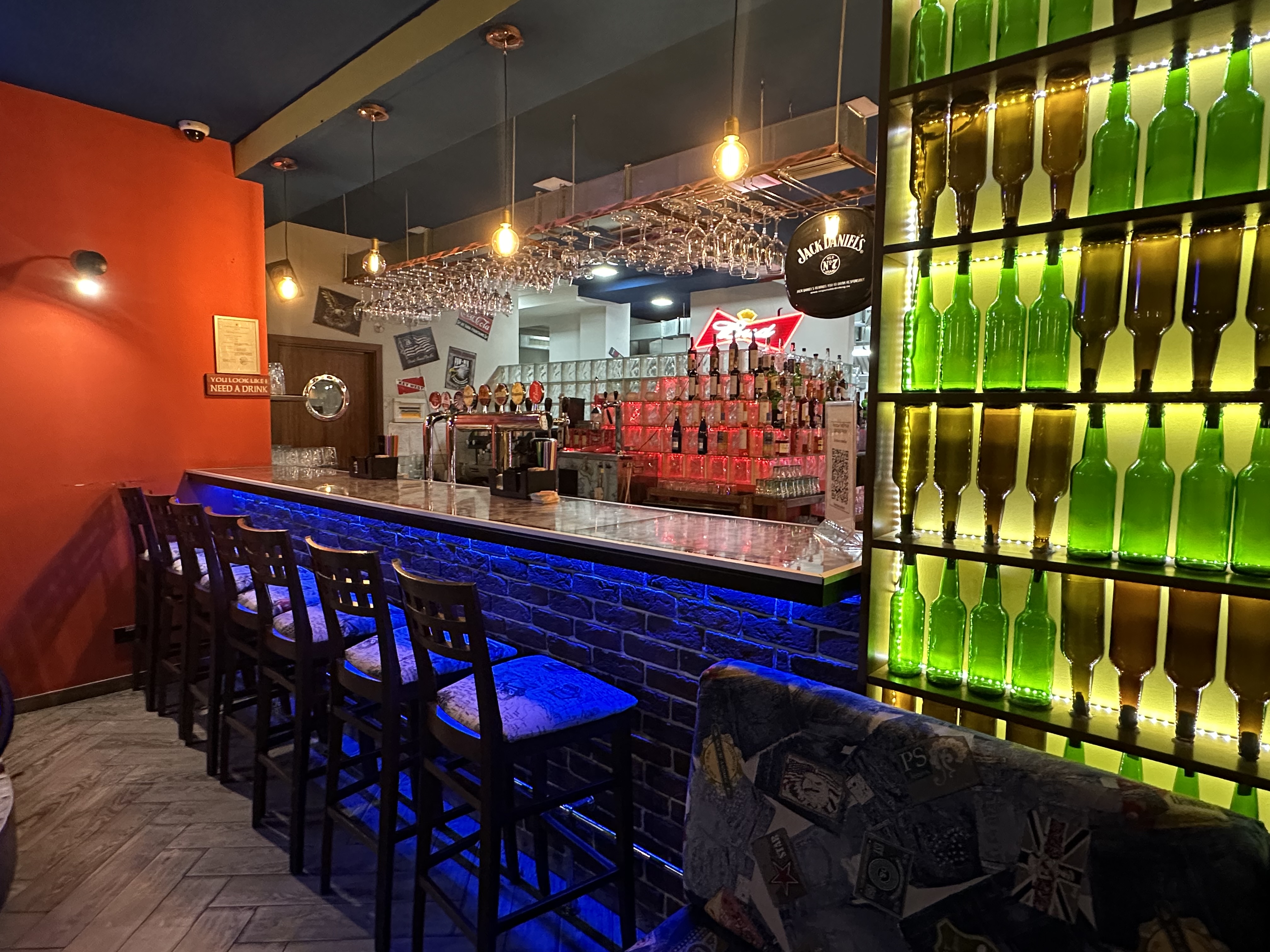 American Bar&Grill image 16