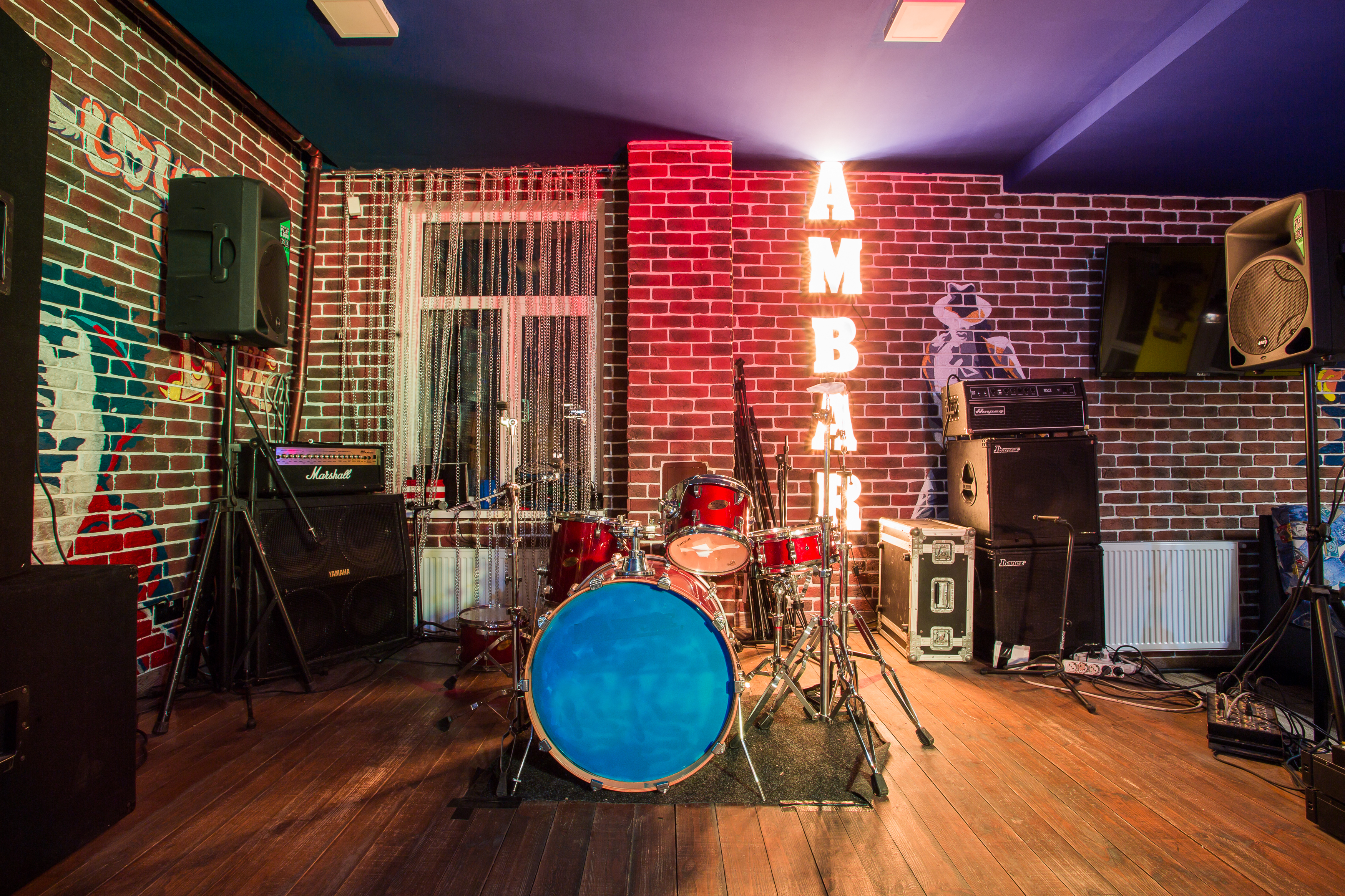 American Bar&Grill image 18