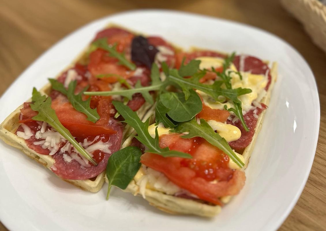 KAVÁROS піцерія-кавʼярня image 17