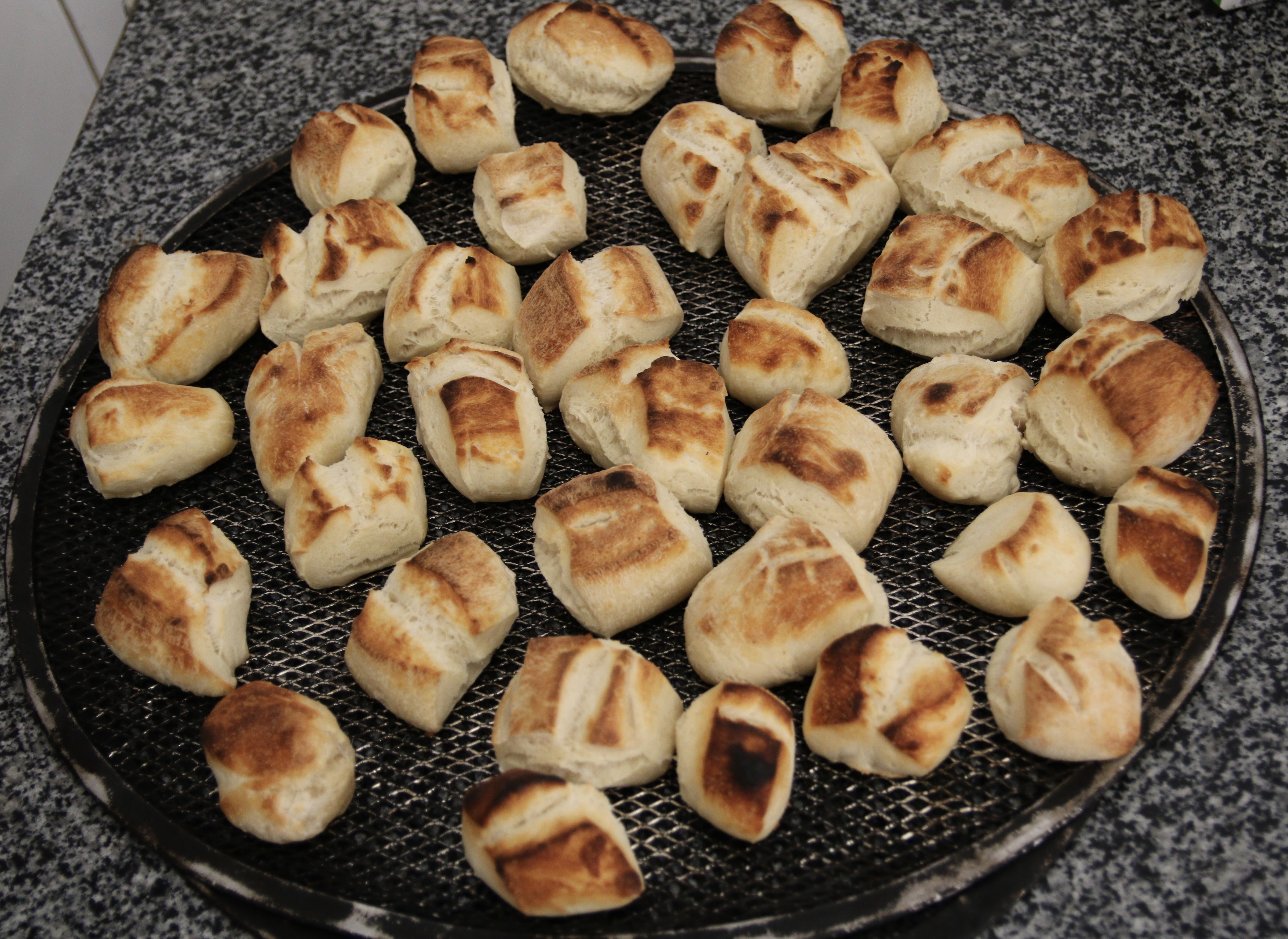 Pitseriya Paperoni image 11