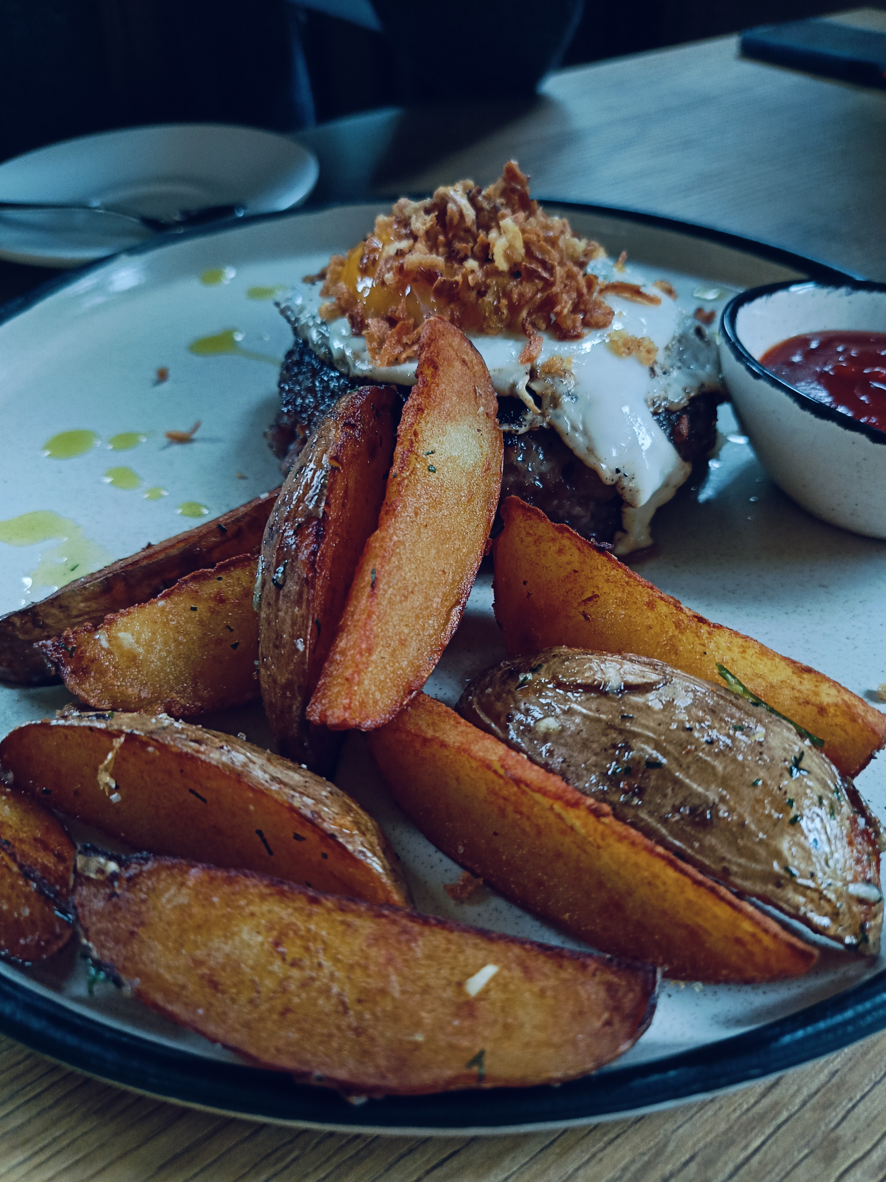 Nivroku Burger Bar image 16