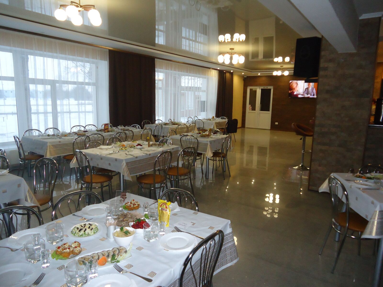 Cafe "Caramel" image 15