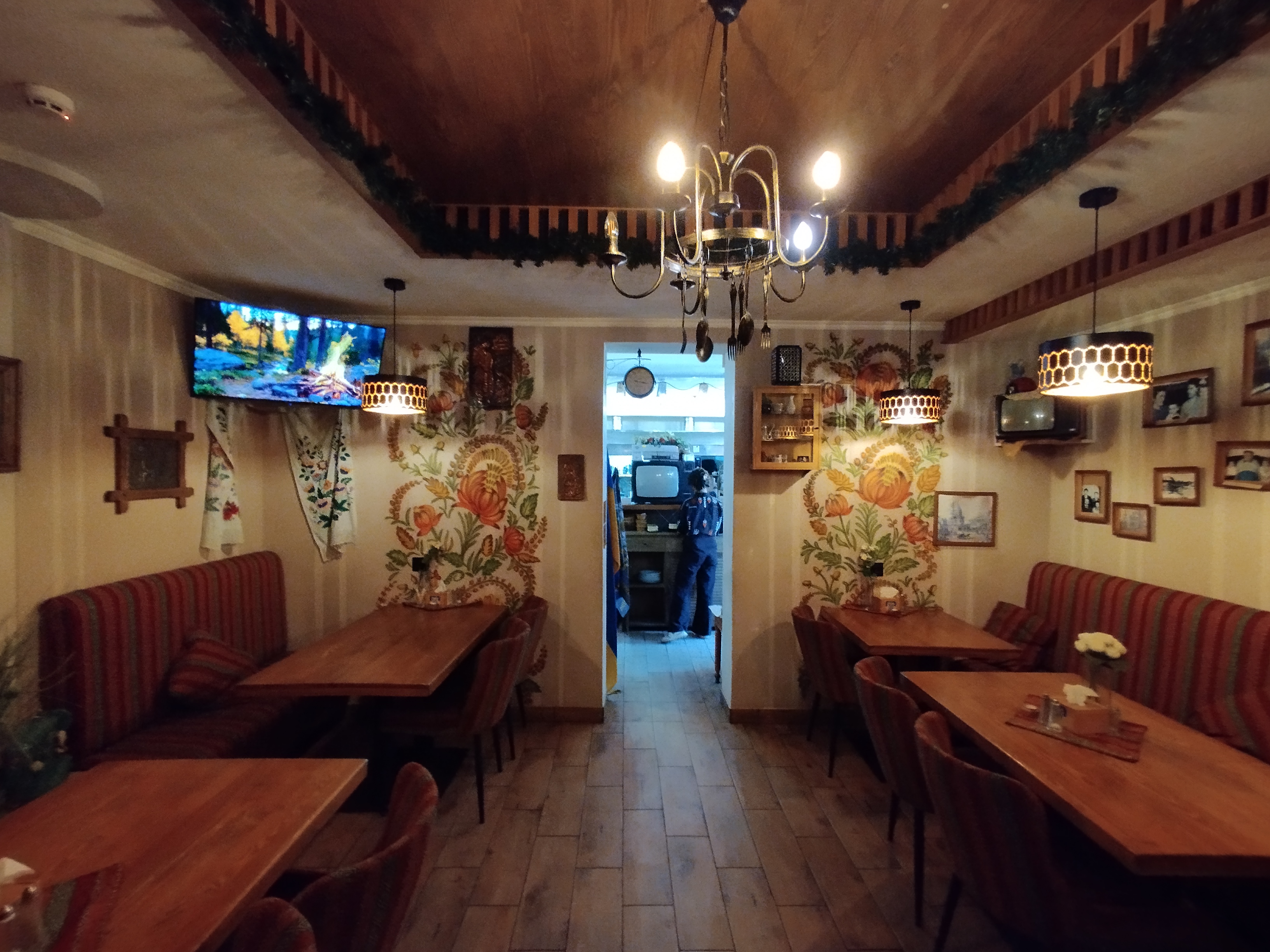 Restoran "Rodychi" image 11