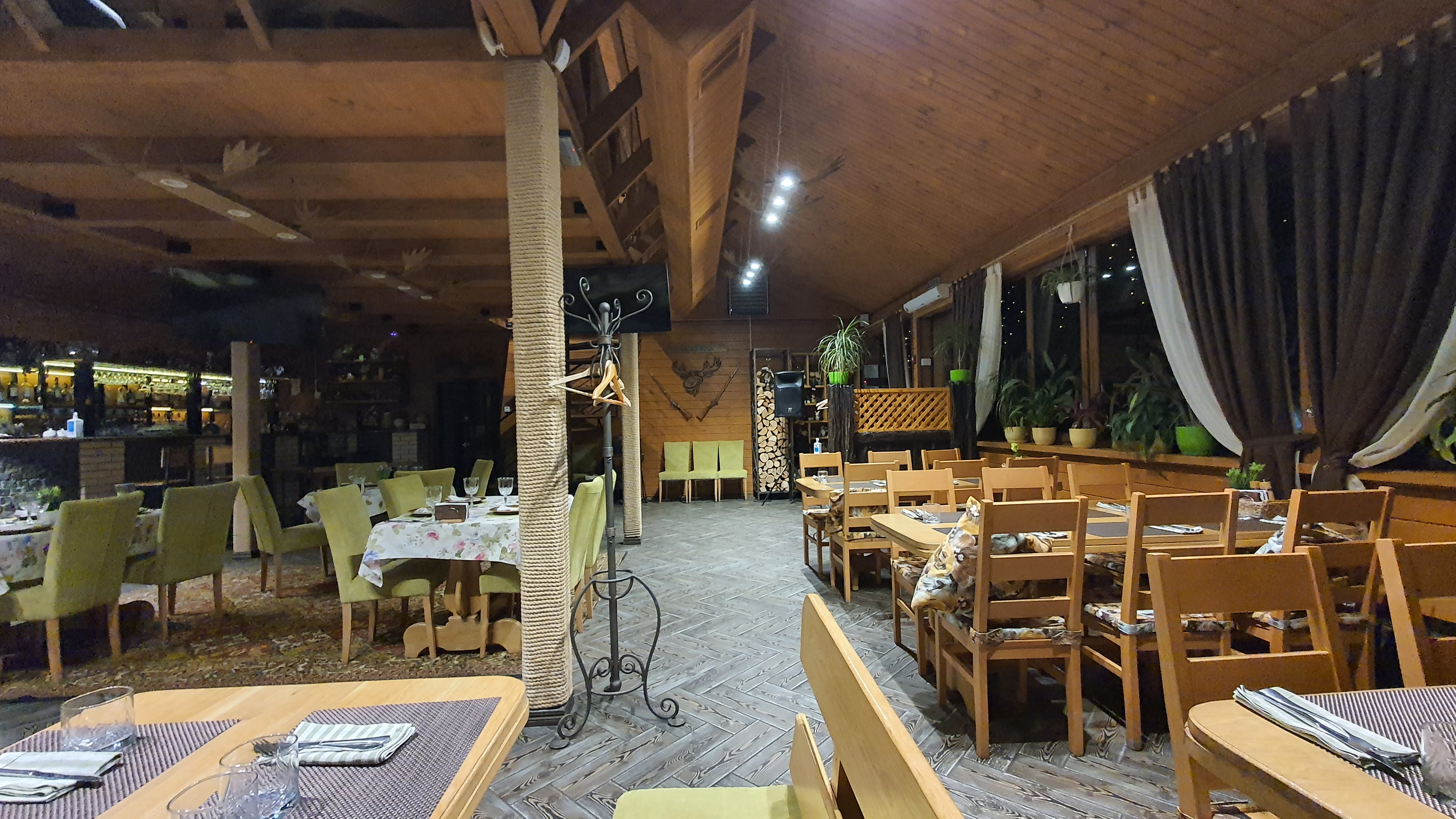 Ресторація Ситий Лось image 16