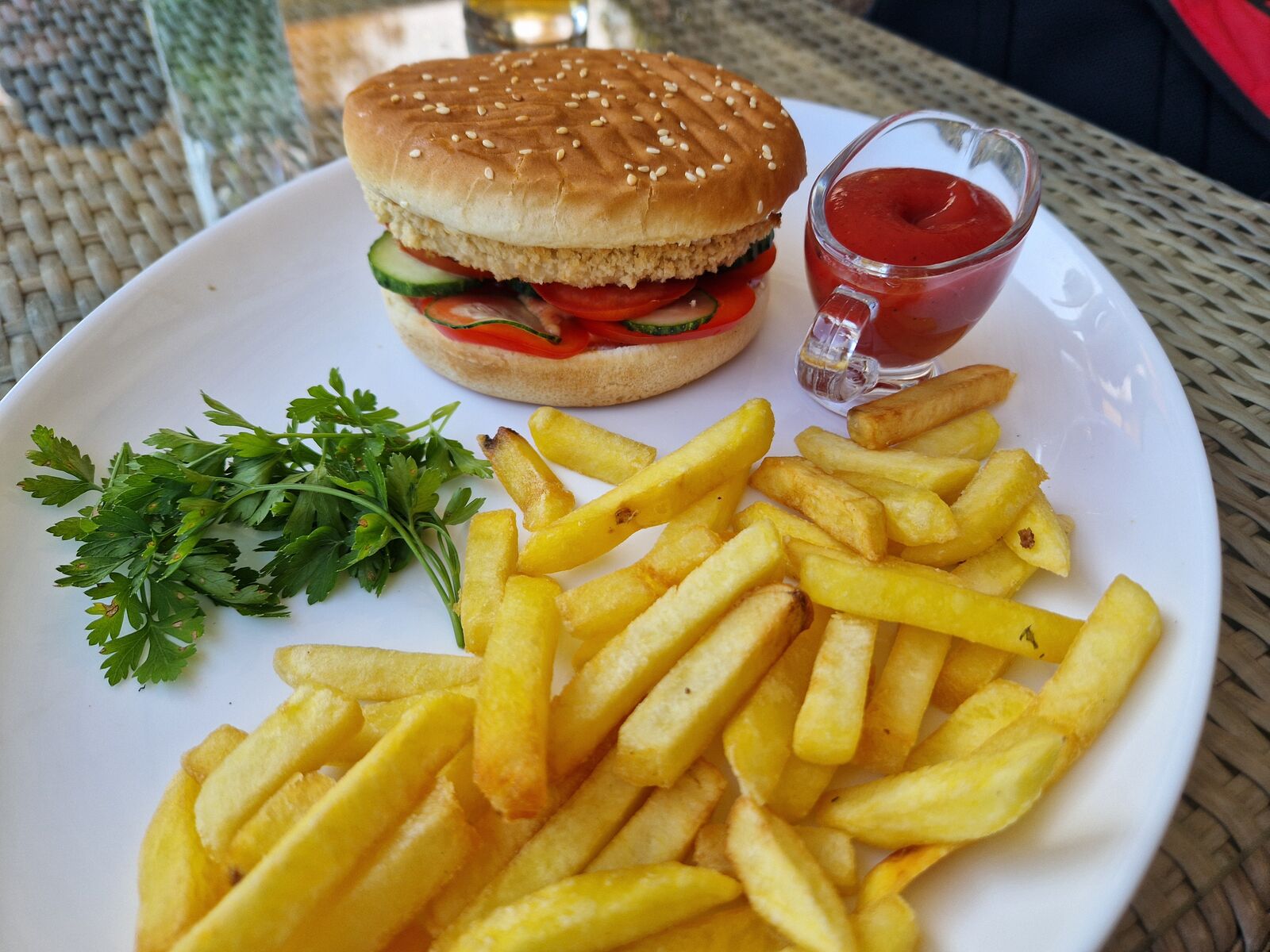 Restaurant Favor image 17